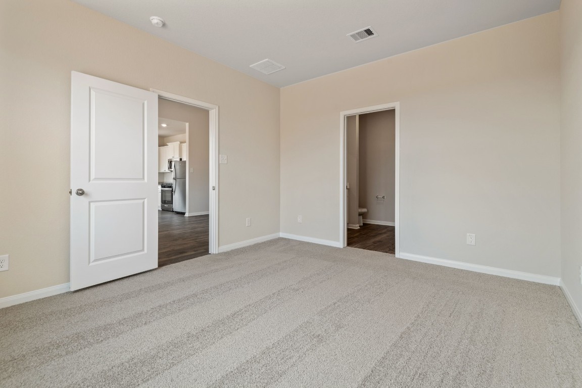 700 Jasmine Ridge Lane Property Photo 17