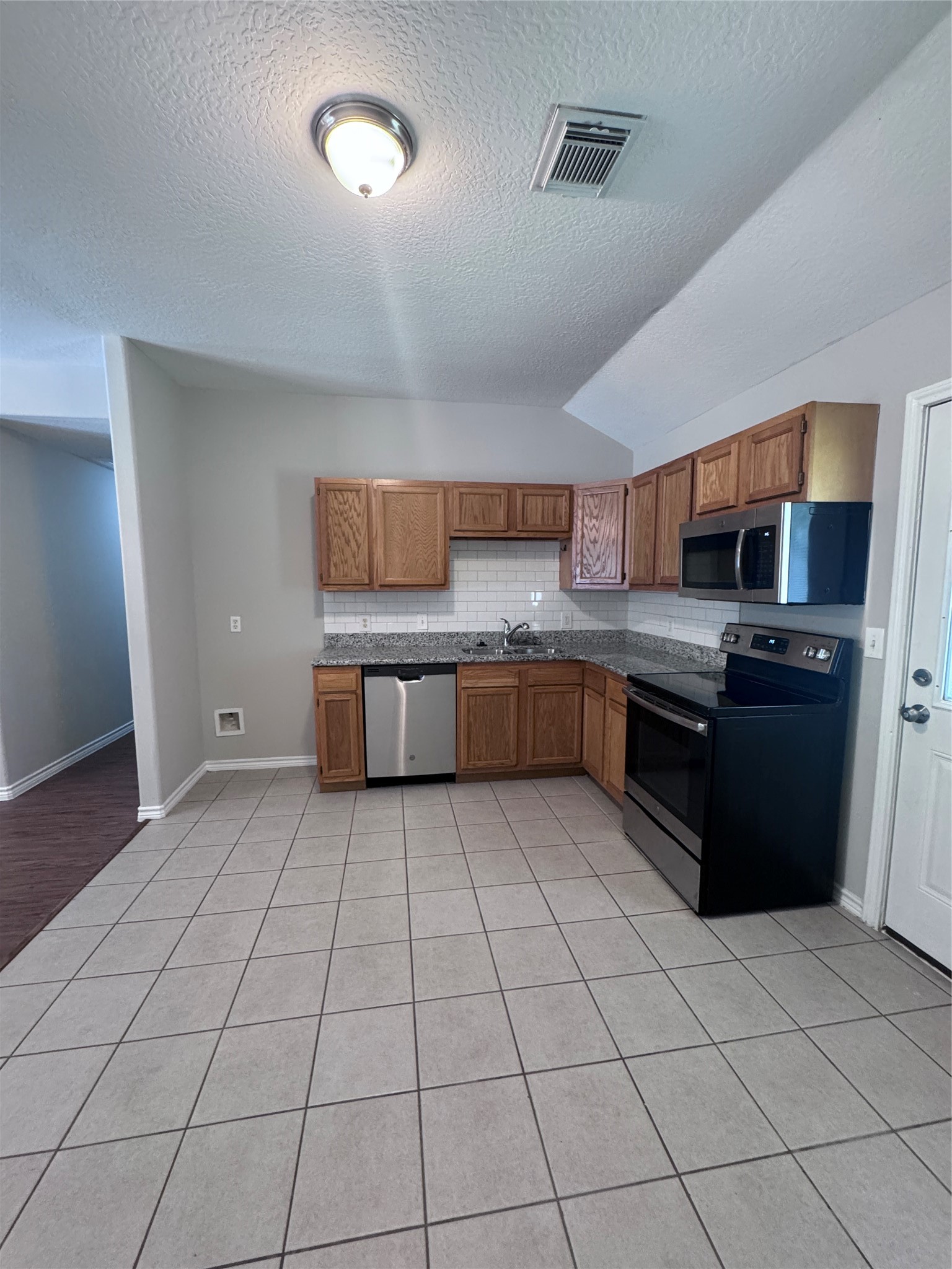 12551 Royal Lake Drive Property Photo 3