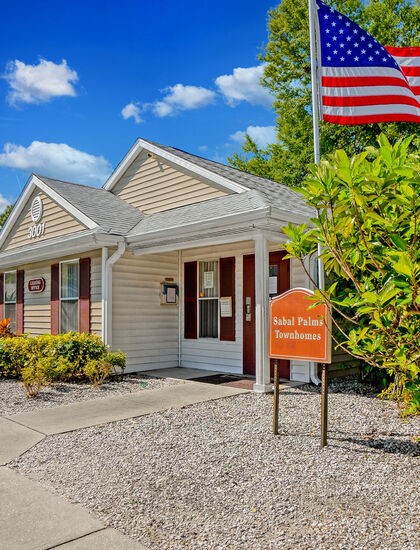 3001 Fountainhead Cir