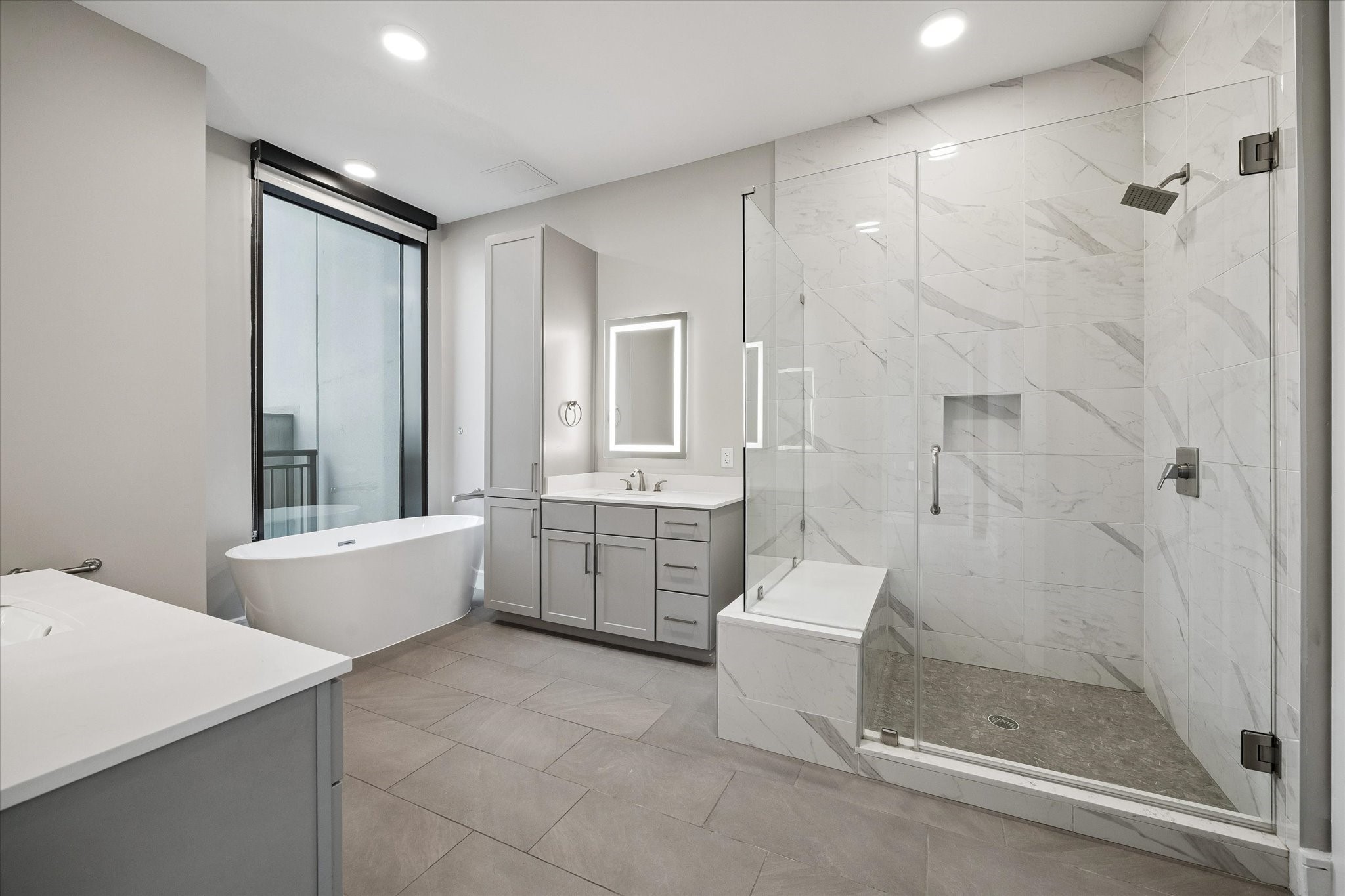 9757 Katy Freeway 2014 Property Photo 9