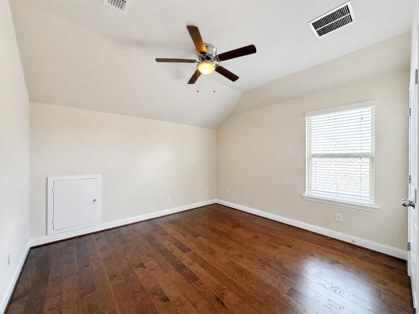6210 Crested Wood Court Property Photo 37
