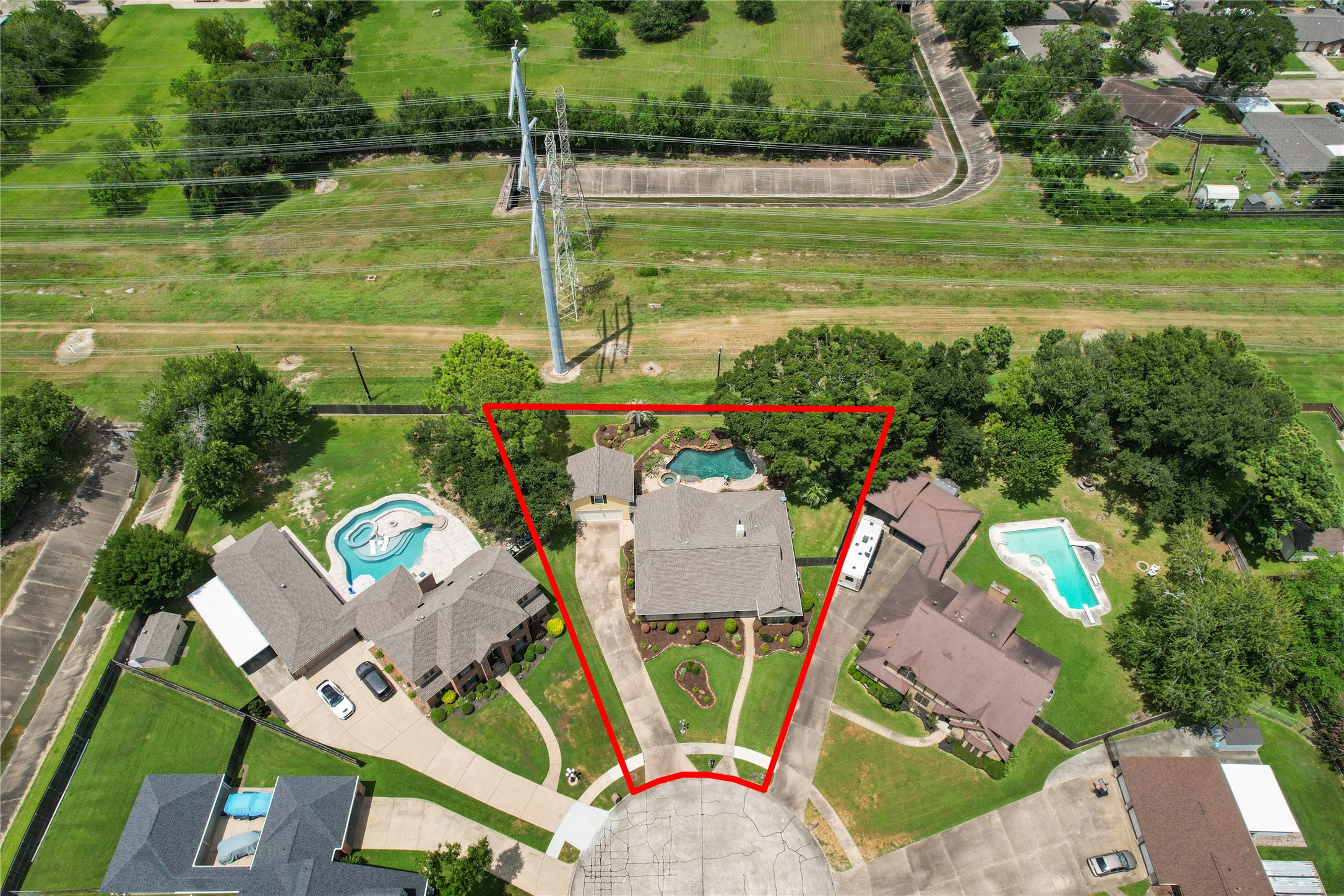 2118 Canterbury Court Property Photo 25