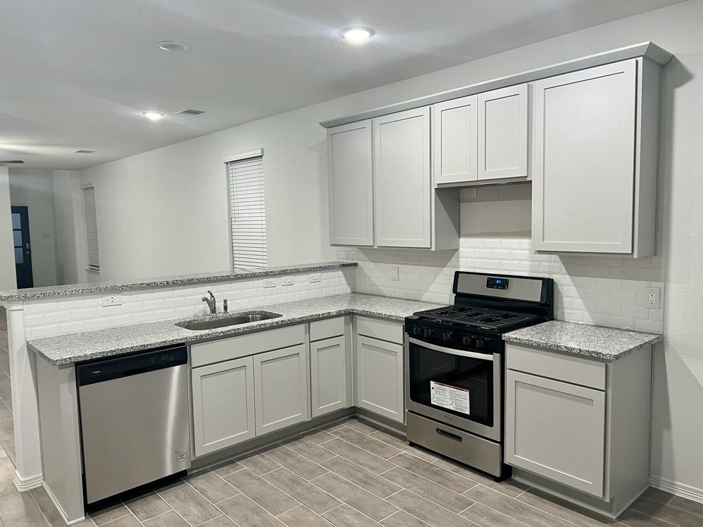 5727 Tabula Rasa Drive Property Photo 8