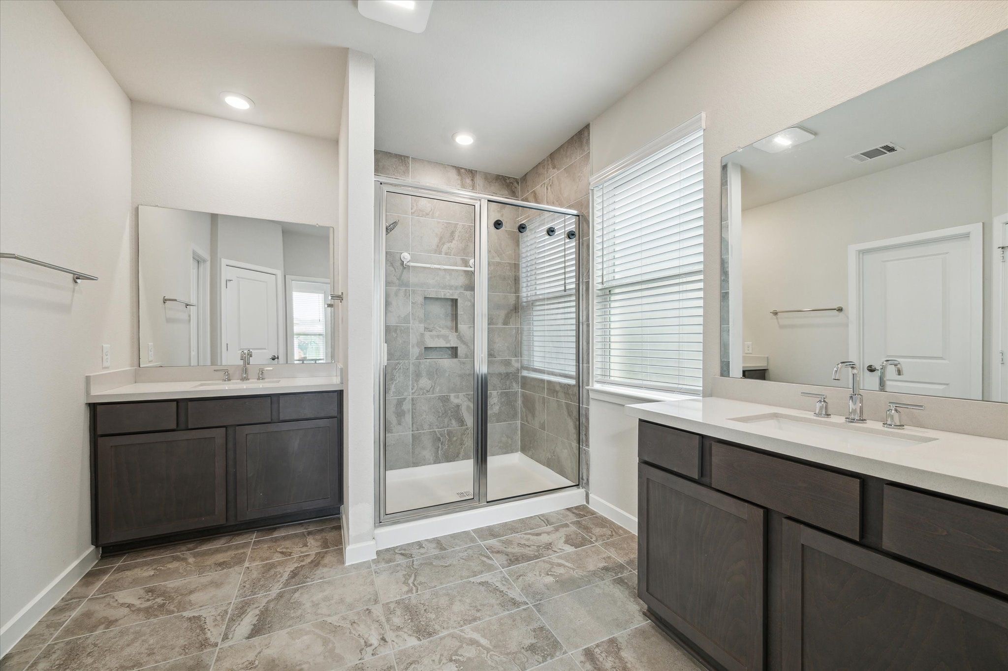 9219 Edgeberry Drive Property Photo 15
