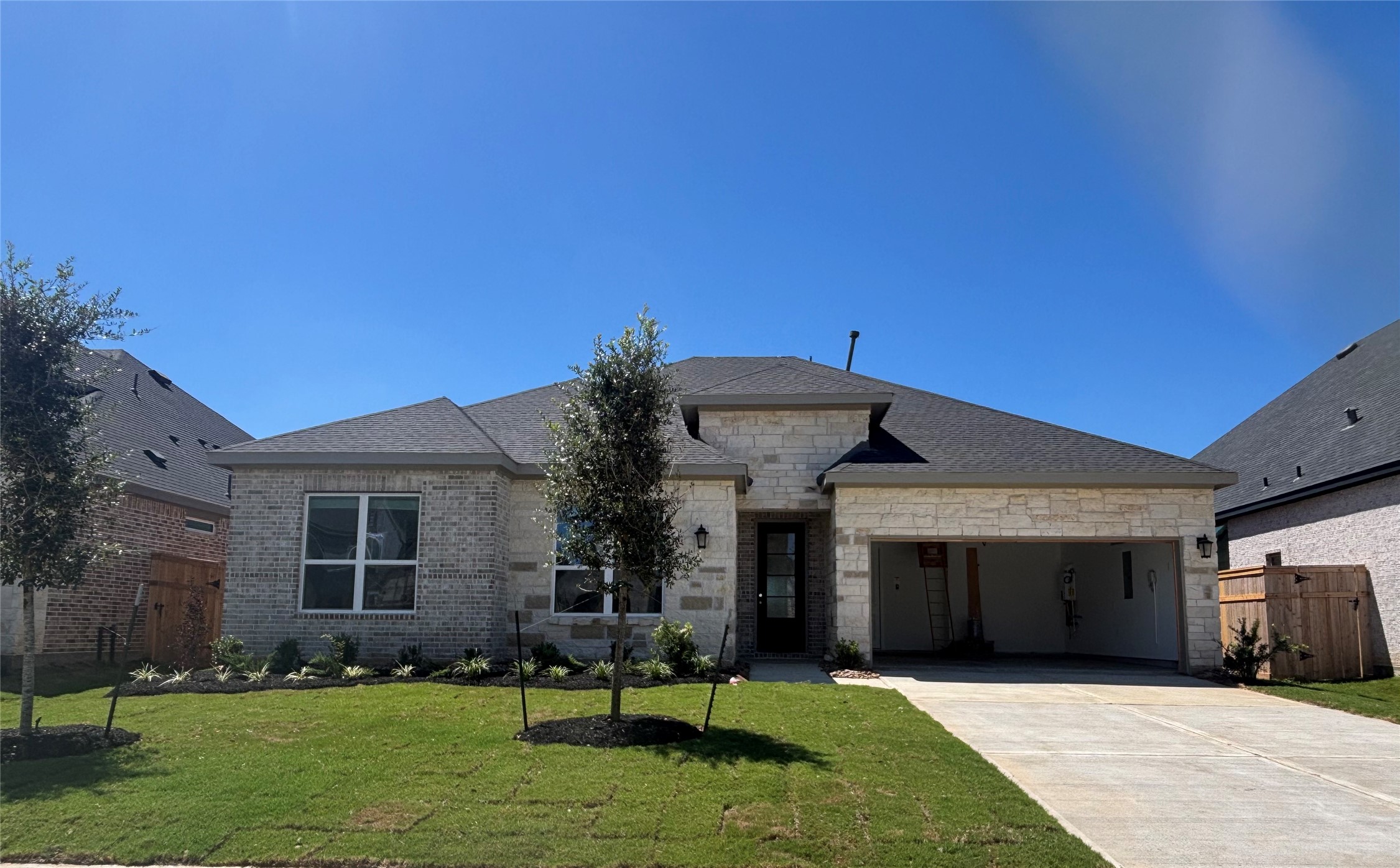 31019 Peony Place Drive Property Photo 1