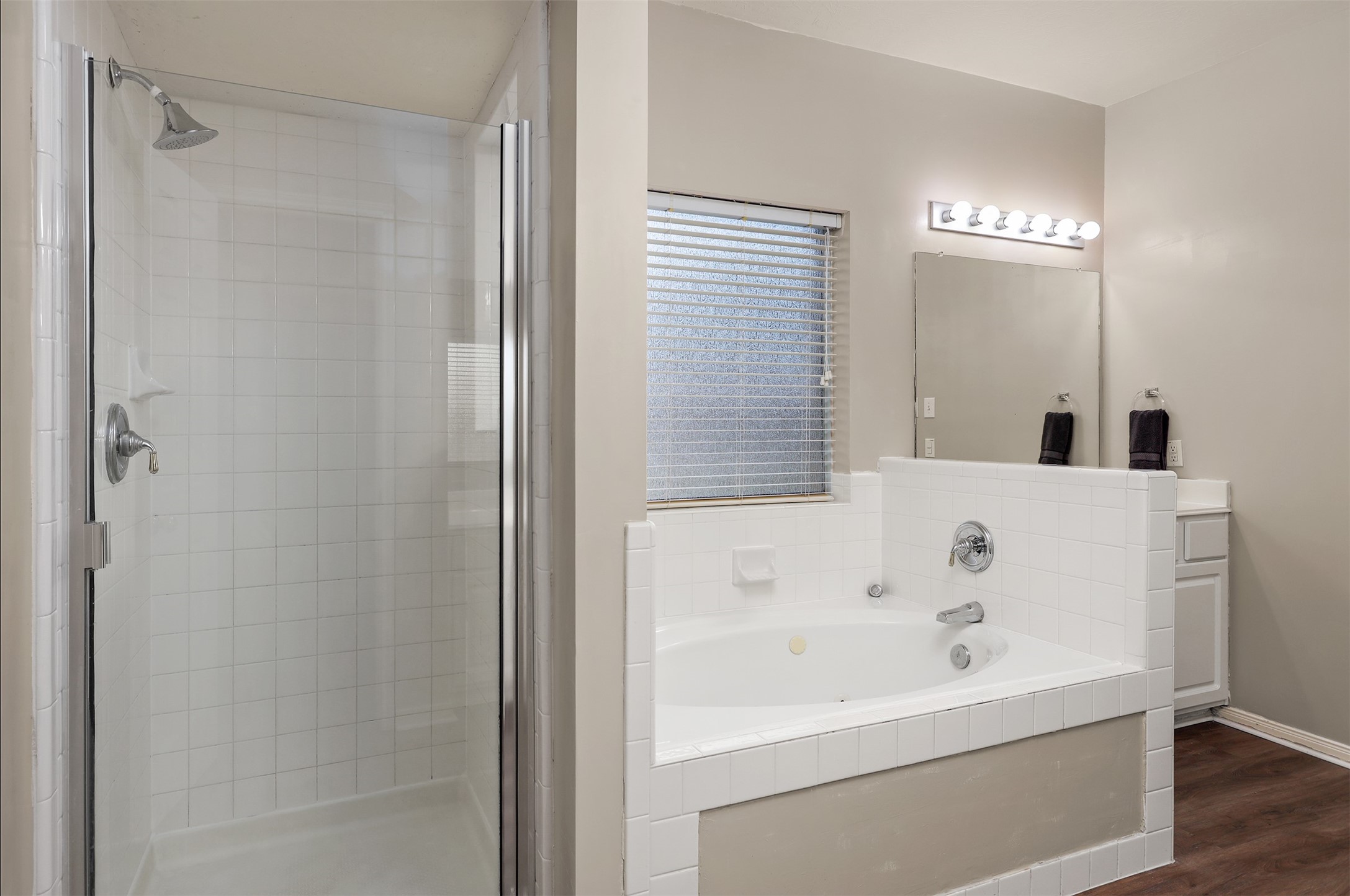 3221 Scenic Shore Drive Property Photo 11