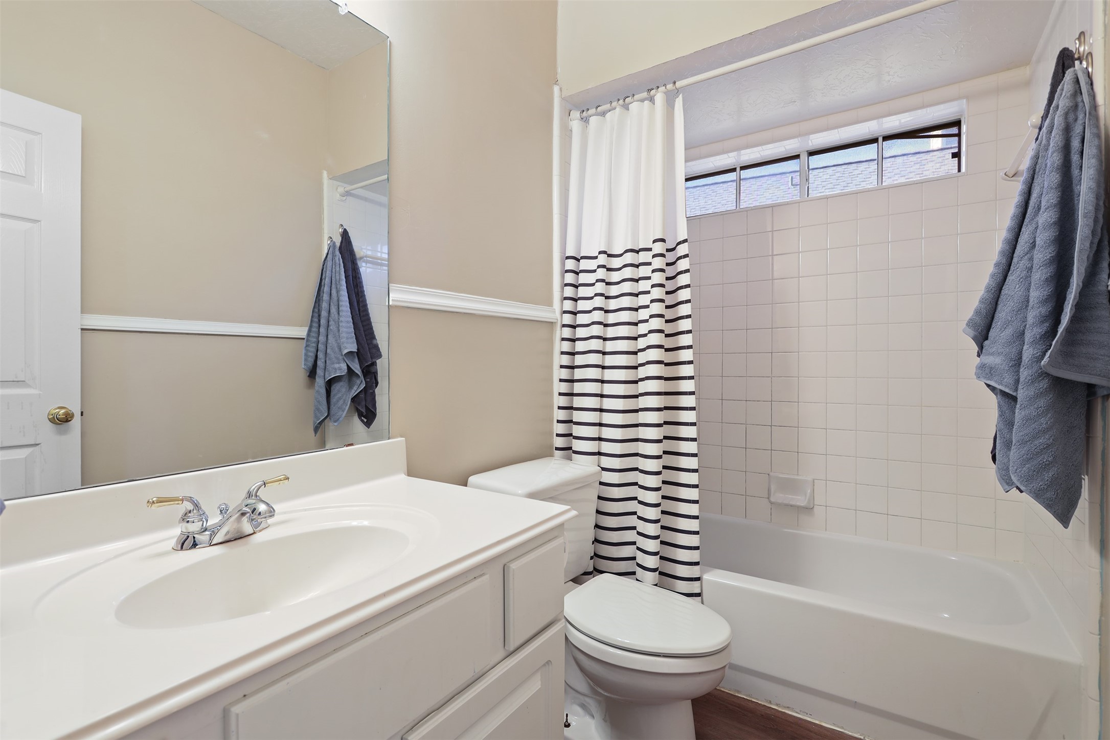 3221 Scenic Shore Drive Property Photo 14