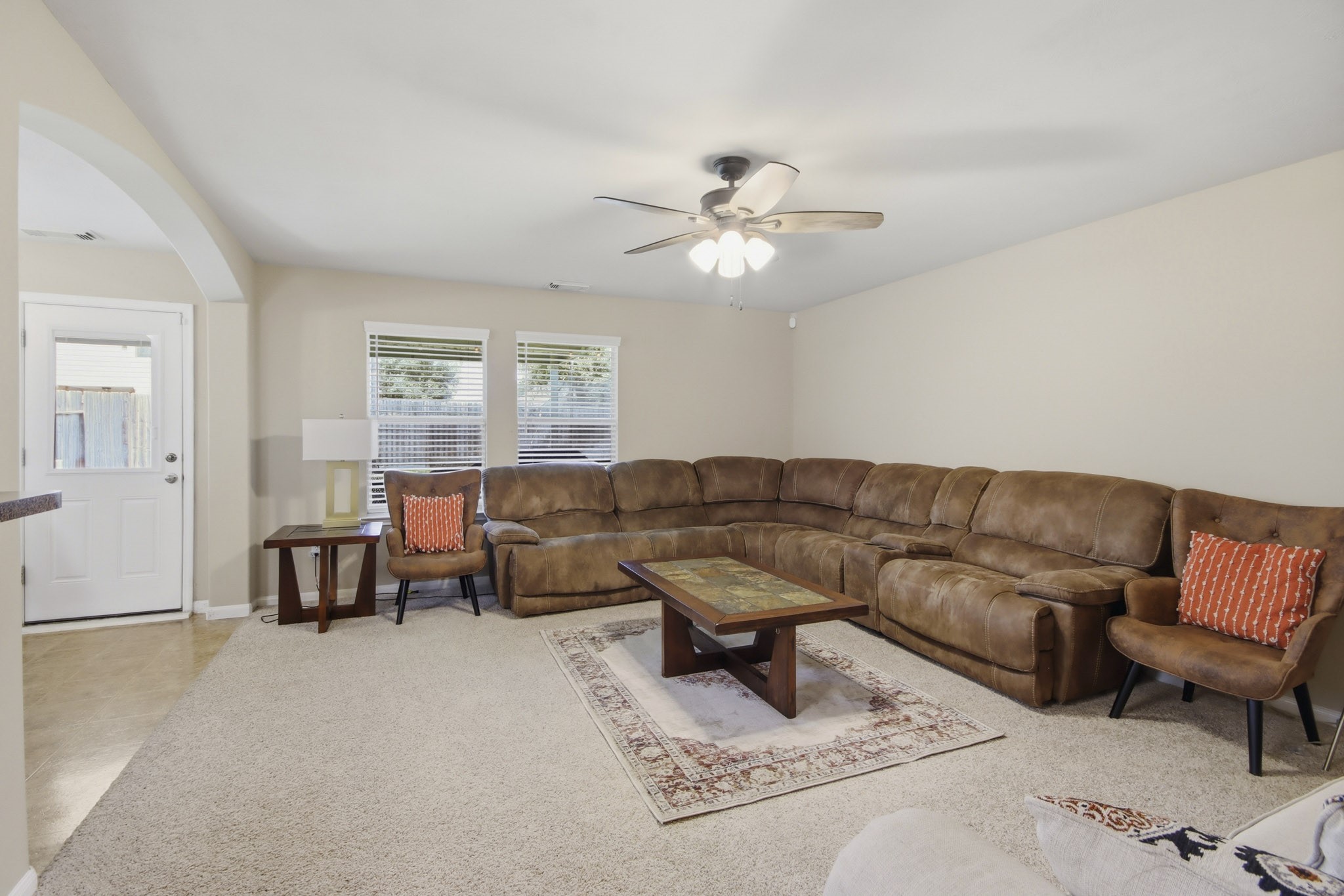25450 Barmby Drive Property Photo 11