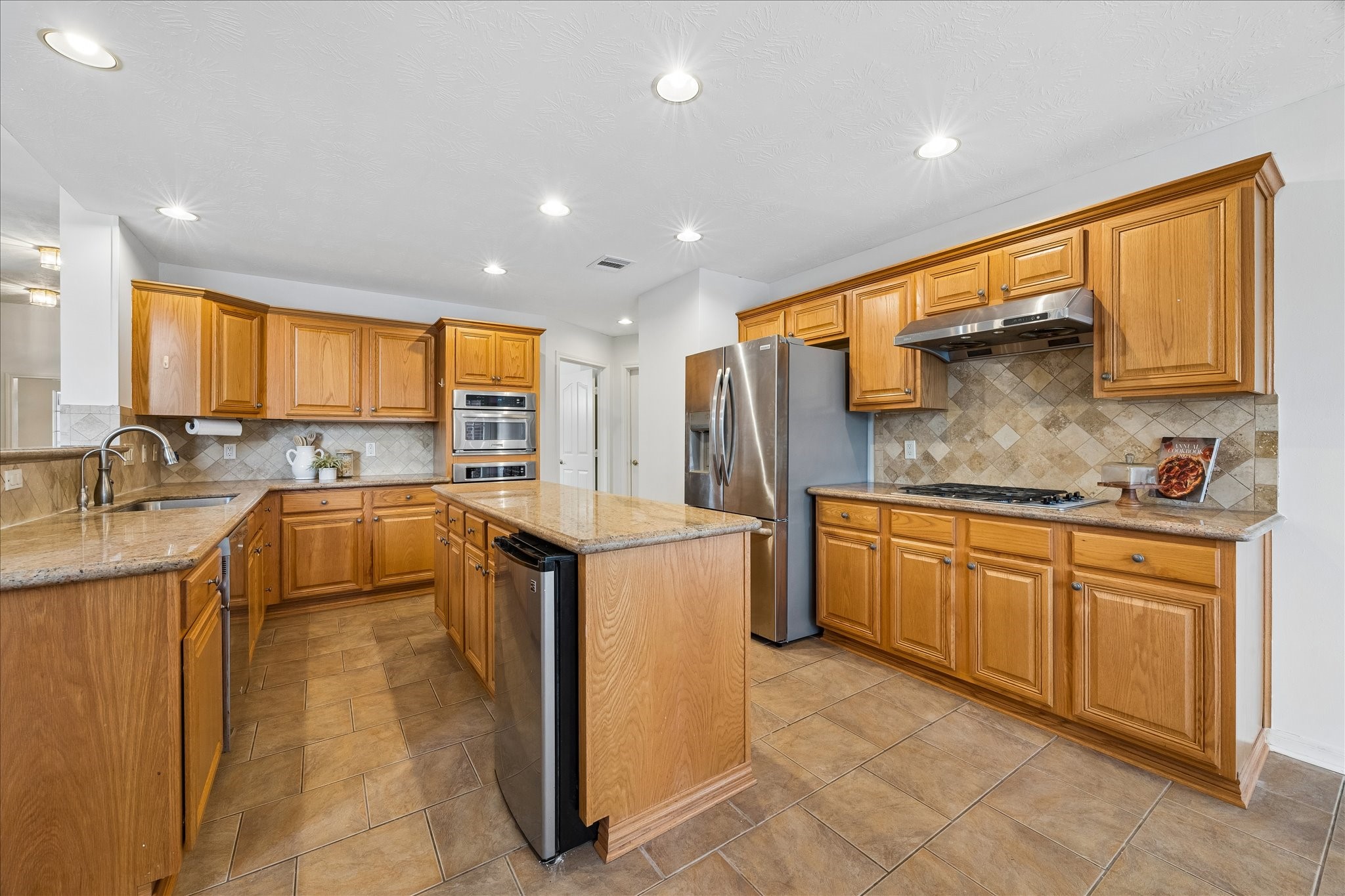 3316 Windfern Property Photo 7