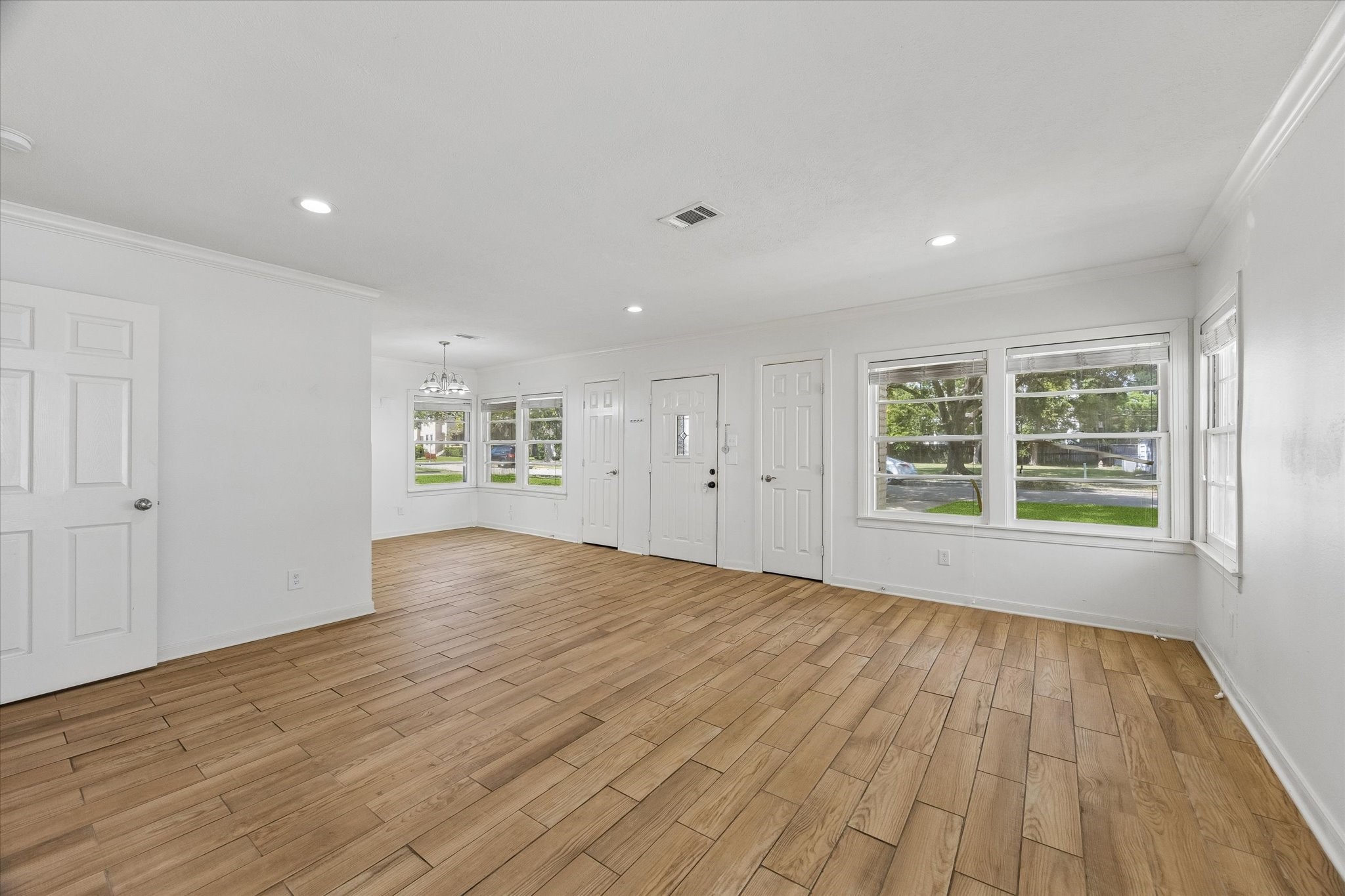 5119 Patrick Henry Property Photo 9