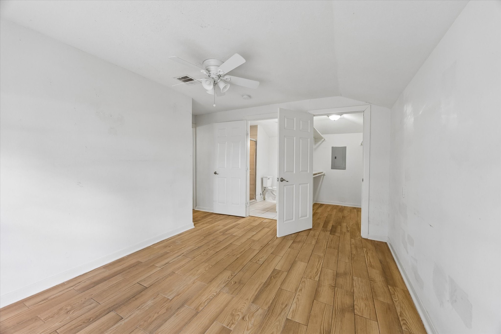5119 Patrick Henry Property Photo 23