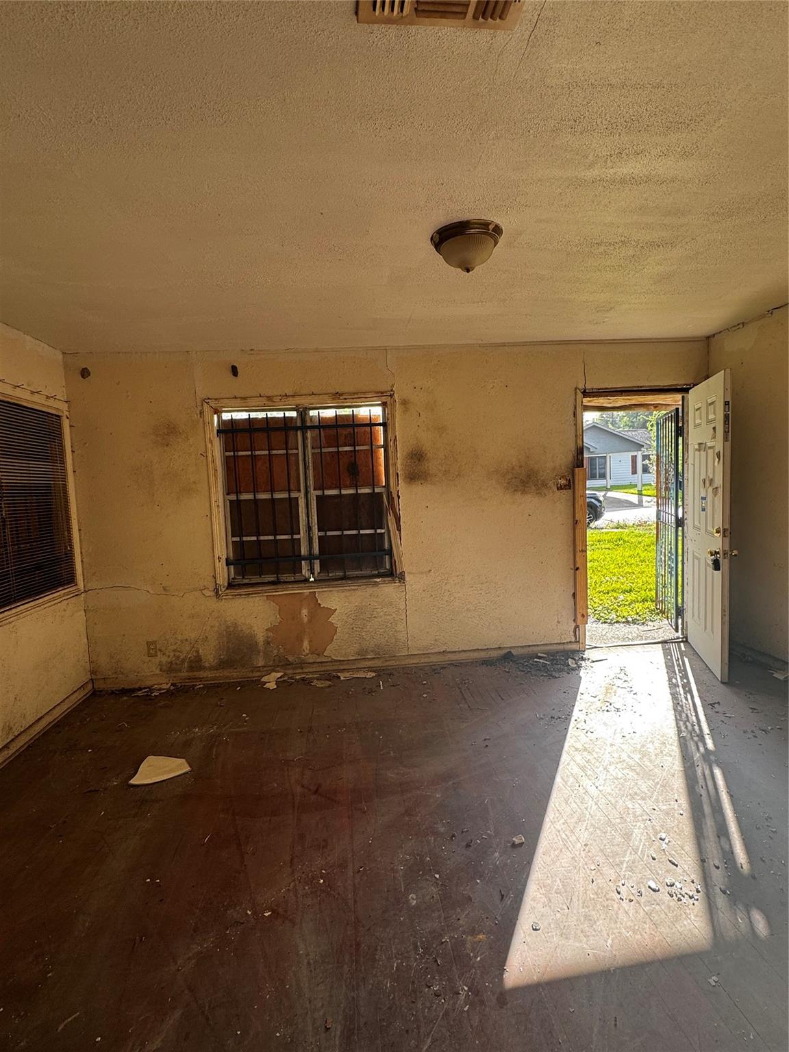 1502 Pleasantville Drive, Houston Tx 77029 Property Photo 7