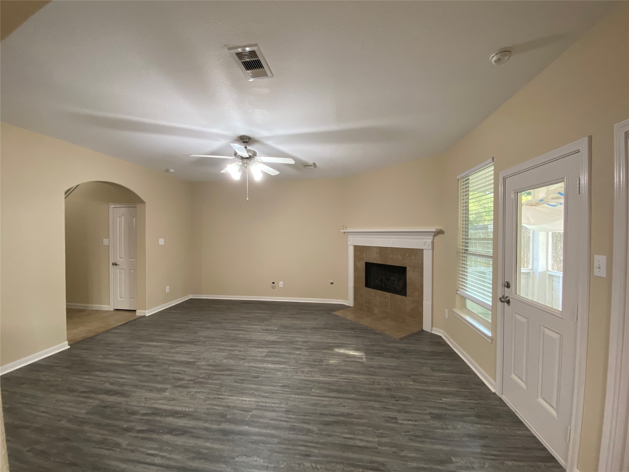 4903 Summer Ridge Drive Property Photo 5