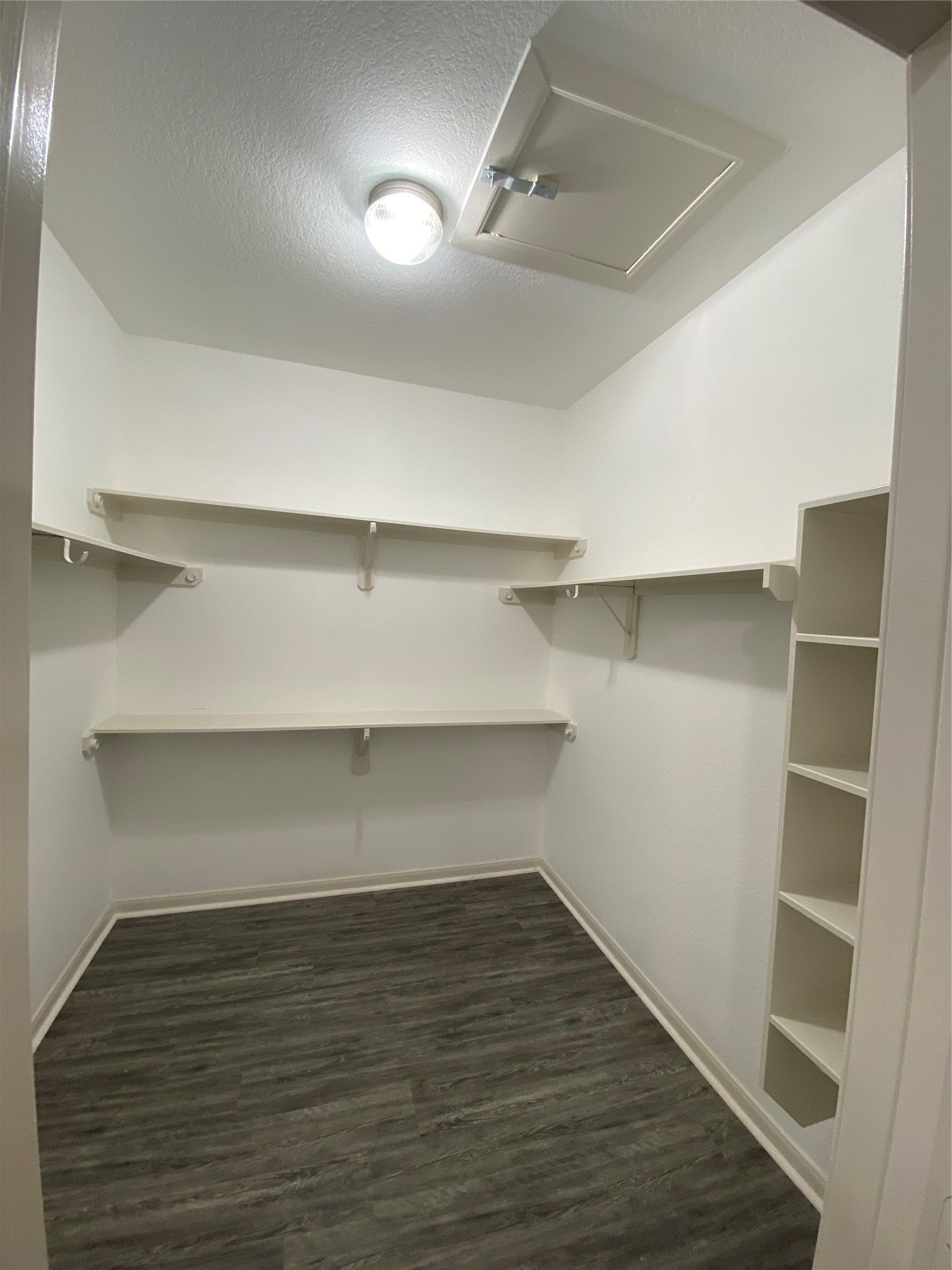 4903 Summer Ridge Drive Property Photo 16