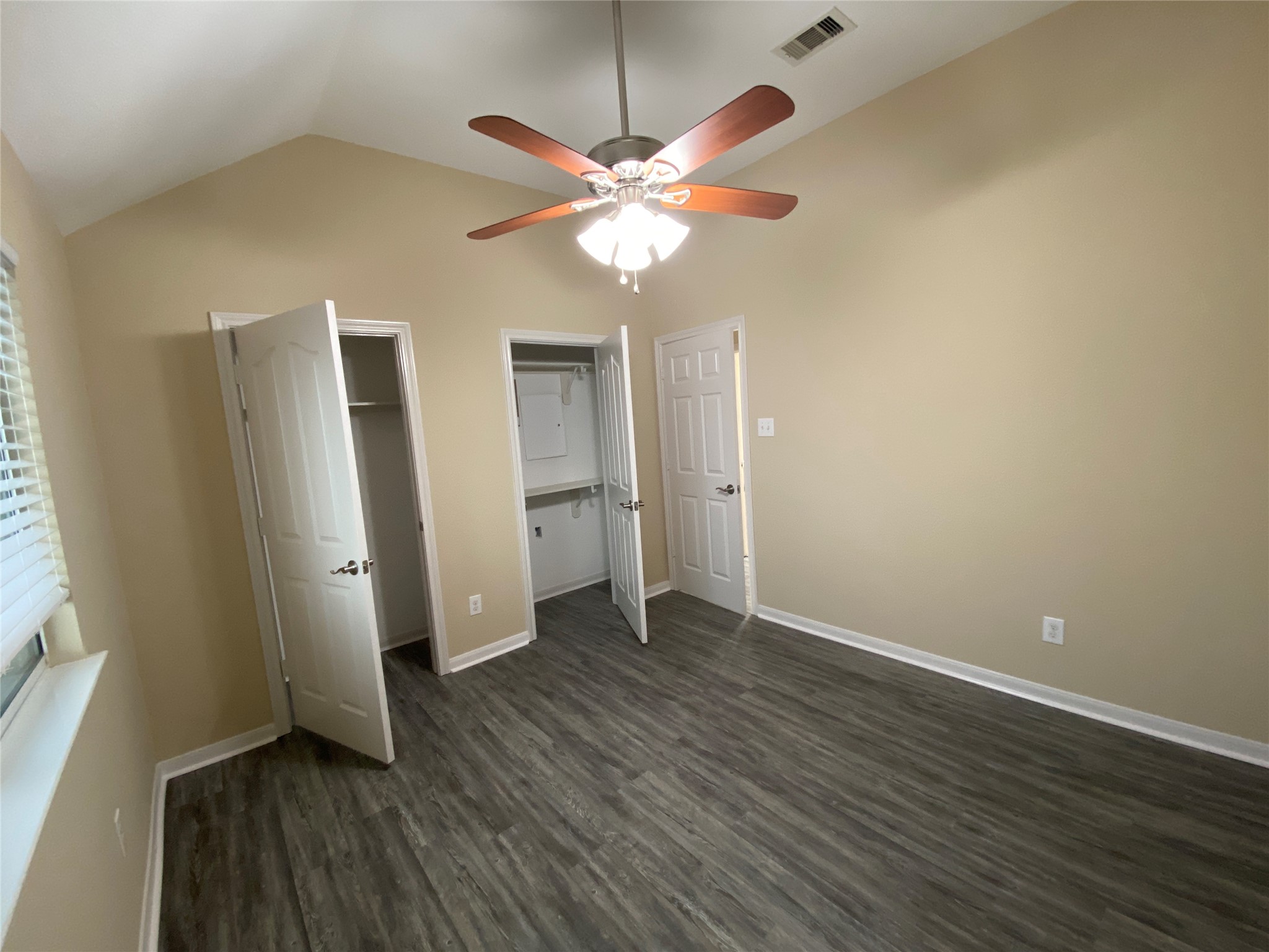 4903 Summer Ridge Drive Property Photo 23