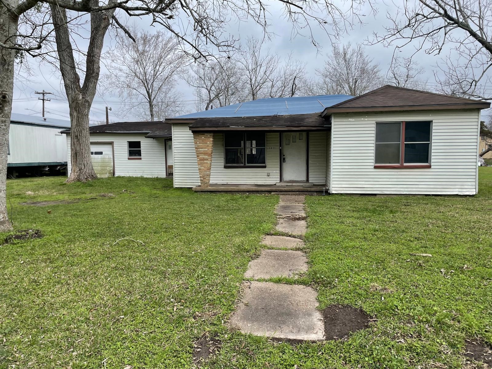 3611 Cedar Street Property Photo