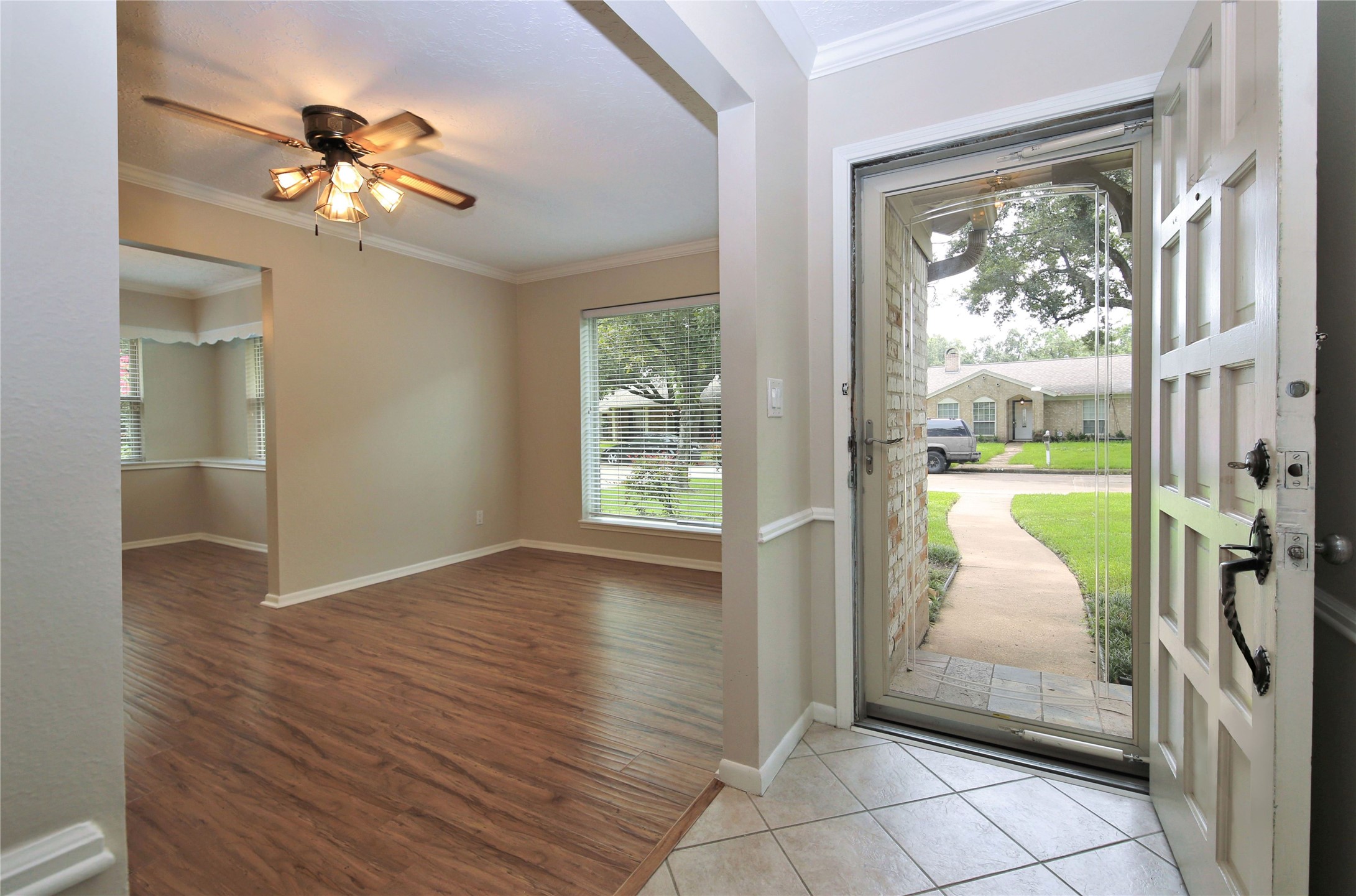2315 Eaglerock Property Photo 4