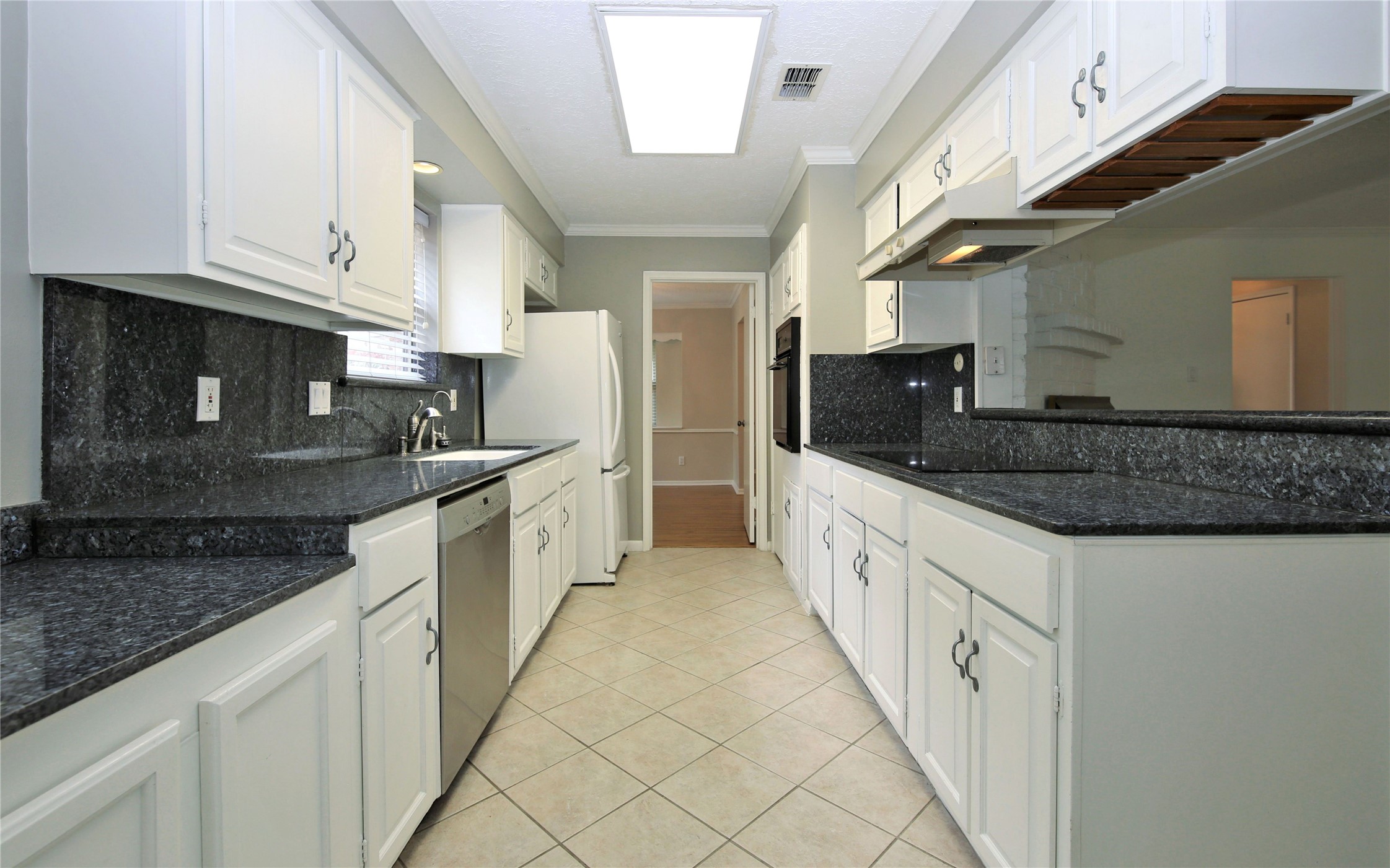 2315 Eaglerock Property Photo 10