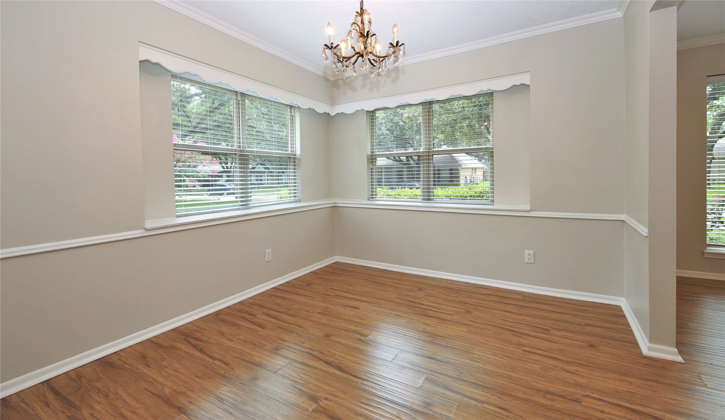 2315 Eaglerock Property Photo 12
