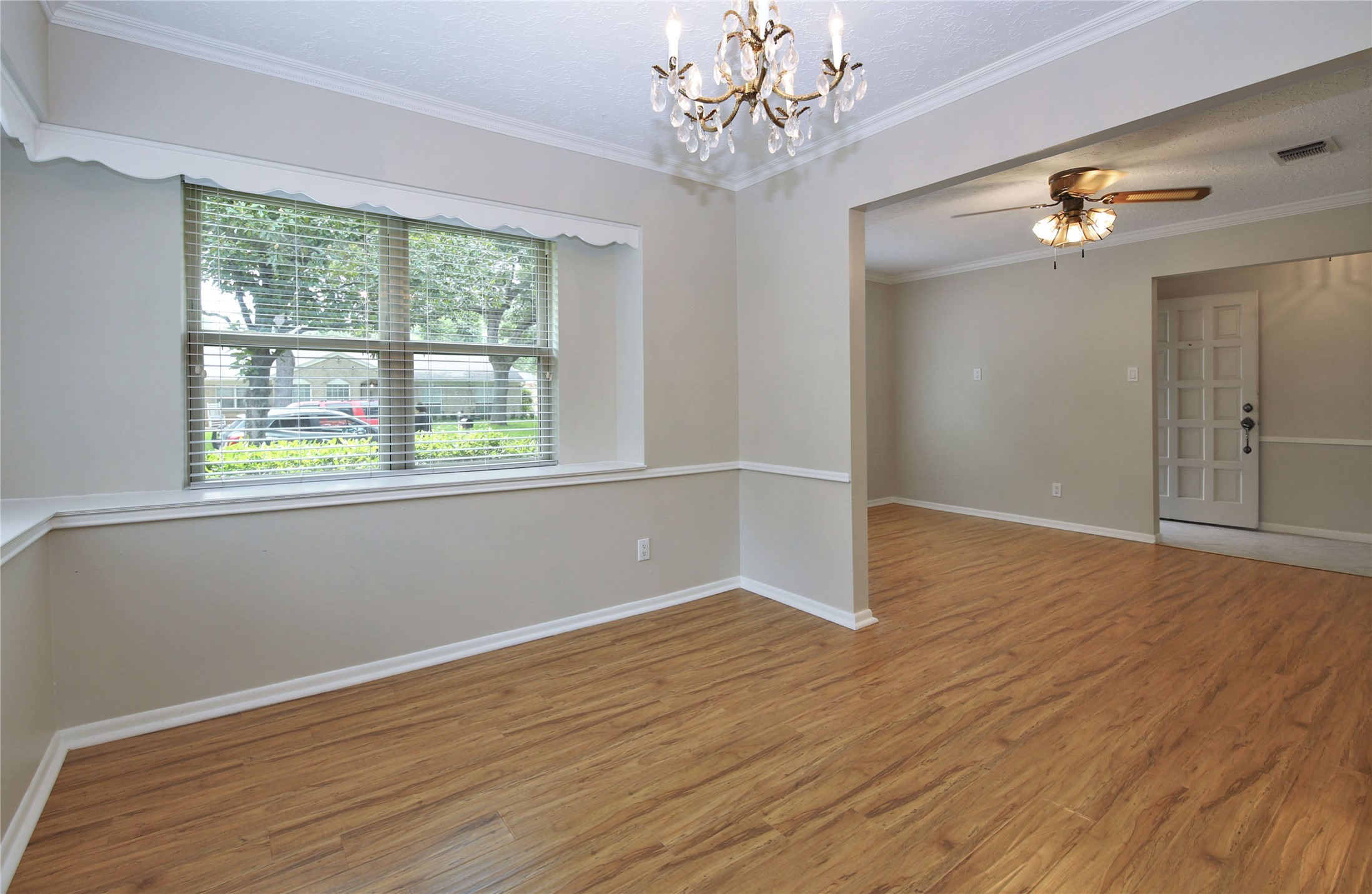 2315 Eaglerock Property Photo 13
