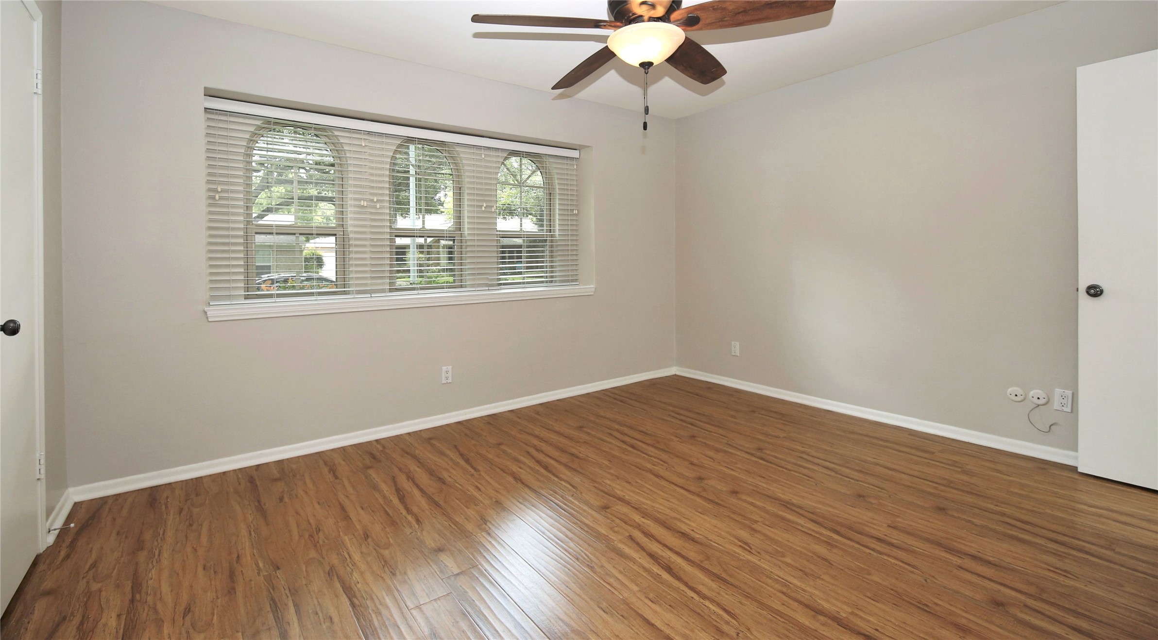 2315 Eaglerock Property Photo 14