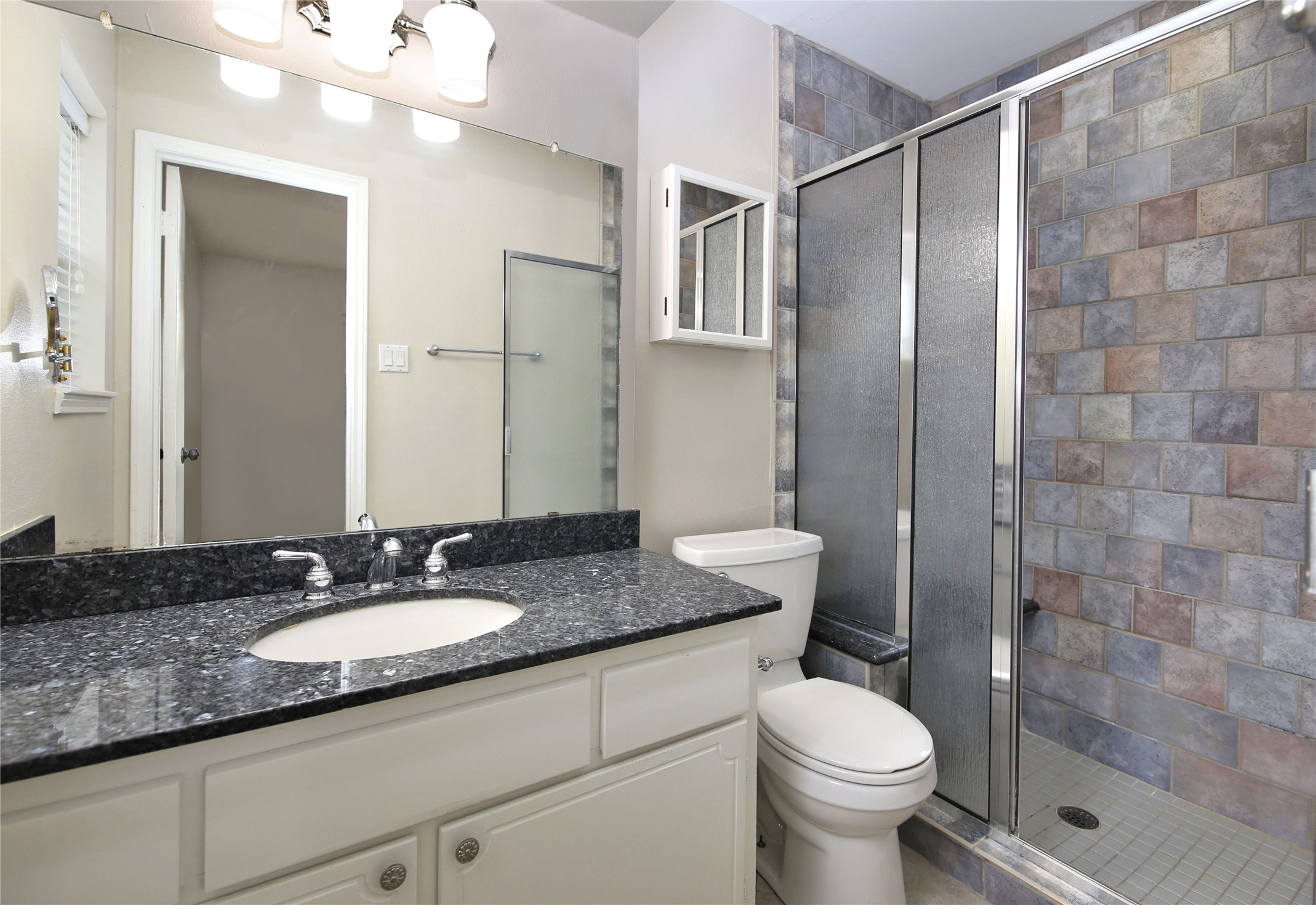 2315 Eaglerock Property Photo 16