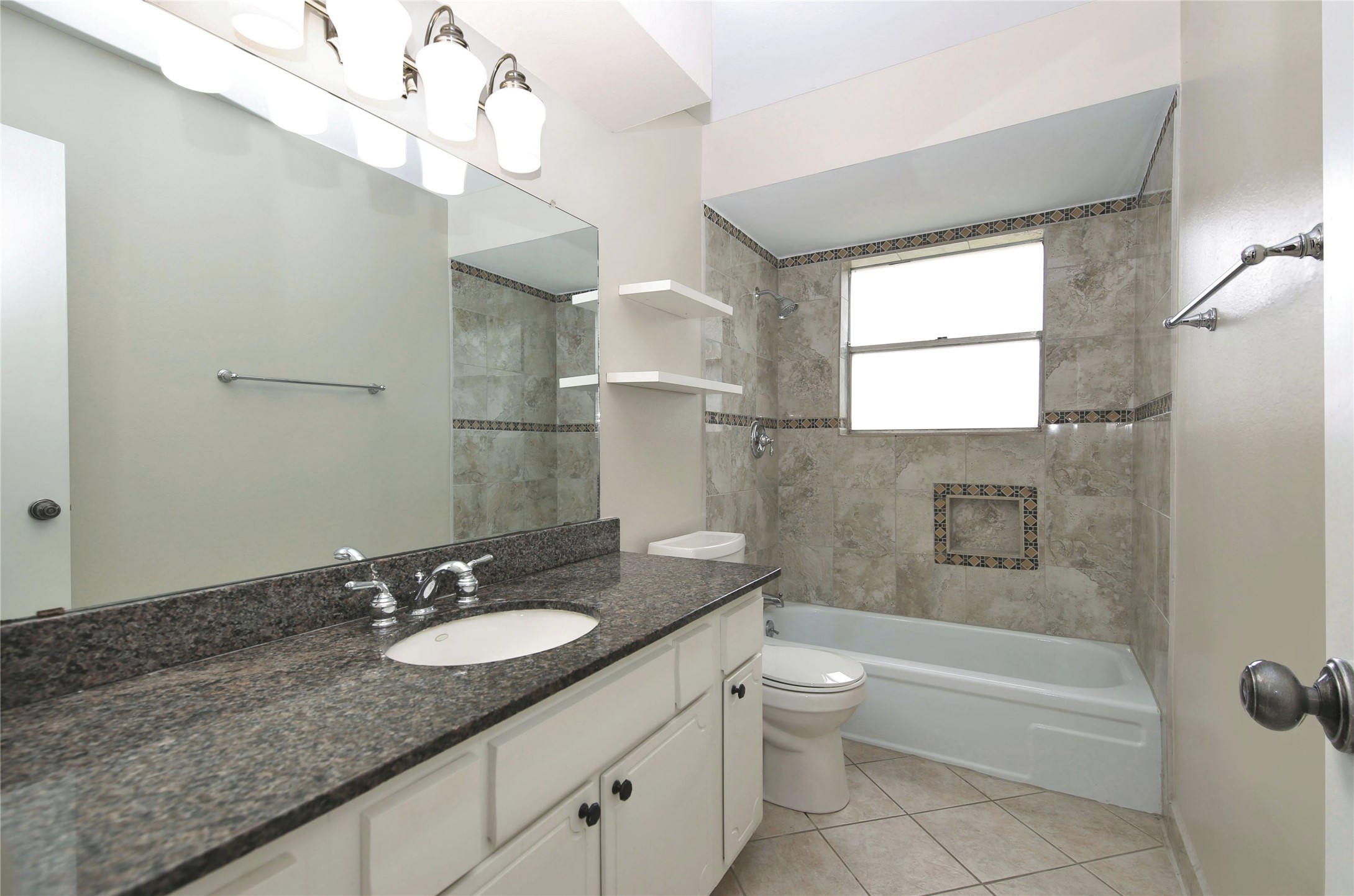 2315 Eaglerock Property Photo 19