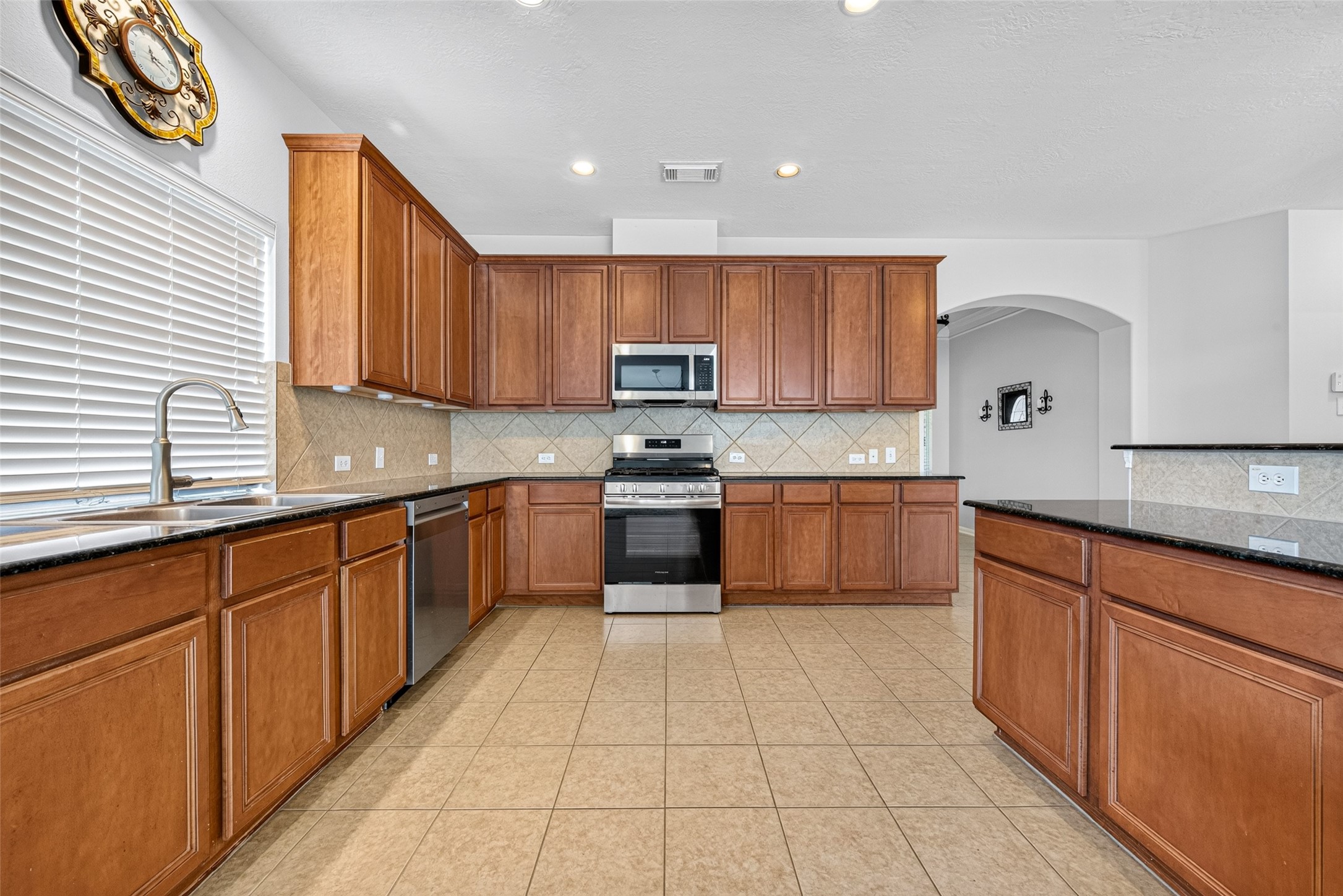 4103 Dusty Ridge Court Property Photo 10