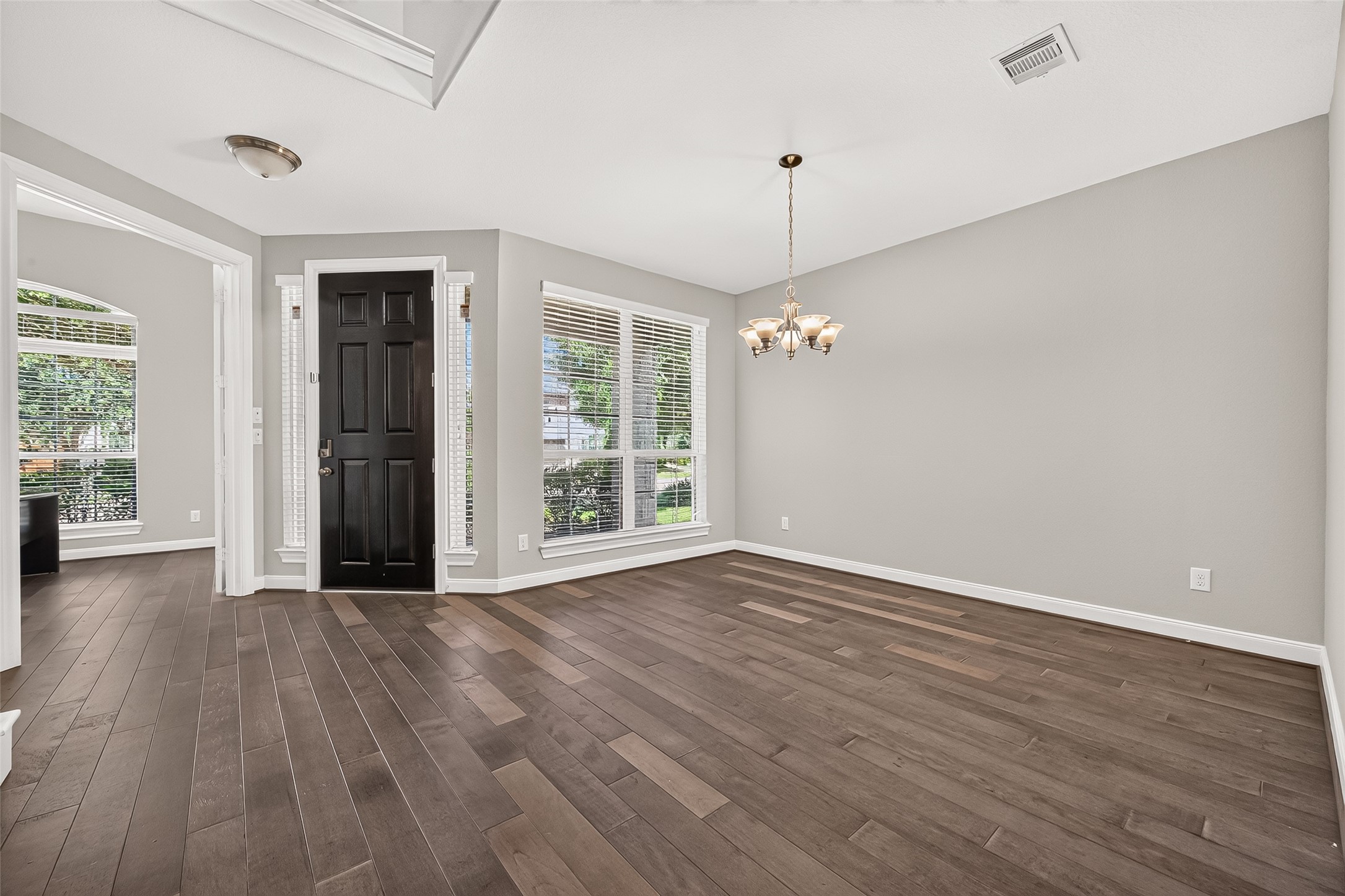 11611 Arbirlot Drive Property Photo 4