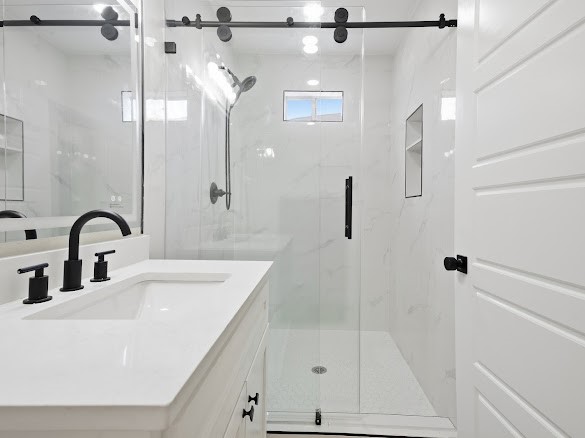 2418 Huntington Drive Property Photo 17