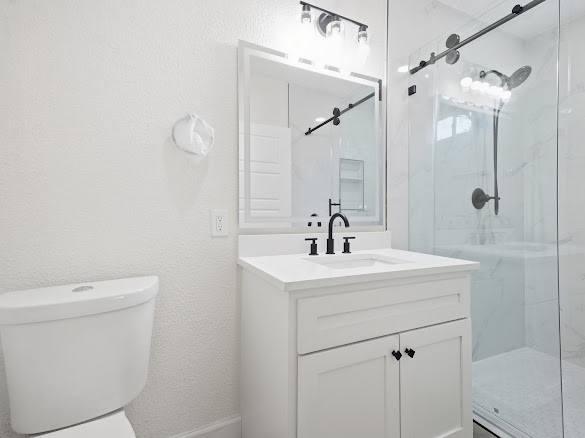 2418 Huntington Drive Property Photo 18