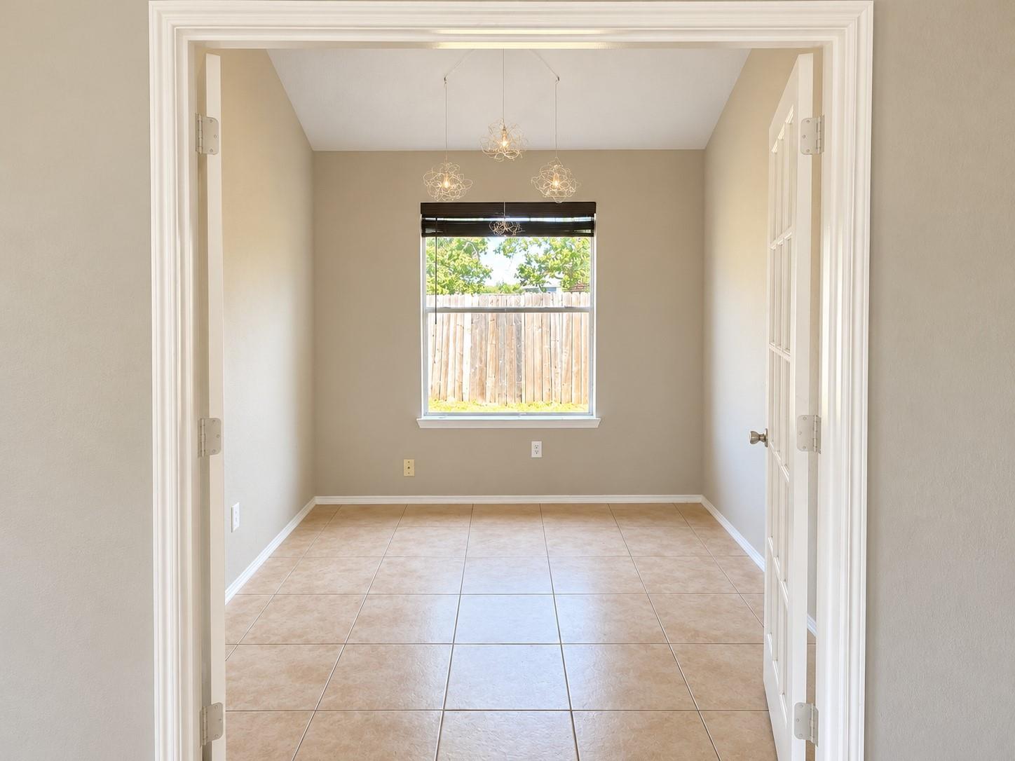 5007 Chase Mountain Drive Property Photo 8