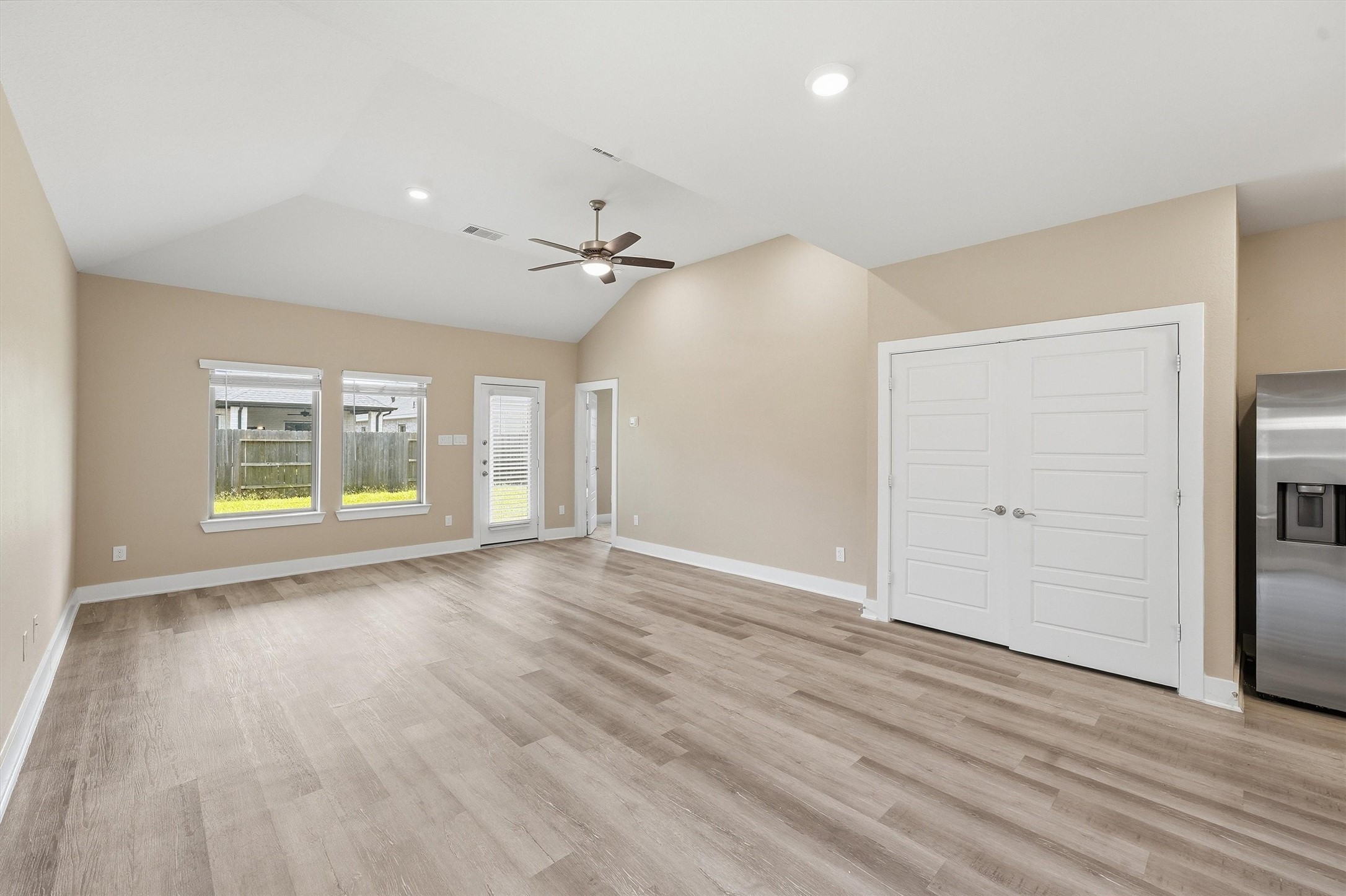 10546 Preserve Way Property Photo 11