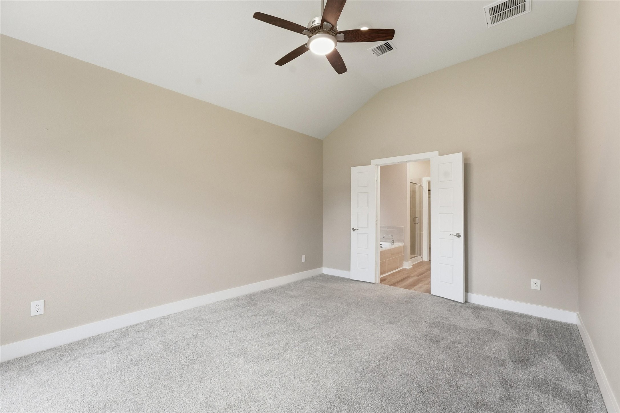10546 Preserve Way Property Photo 14
