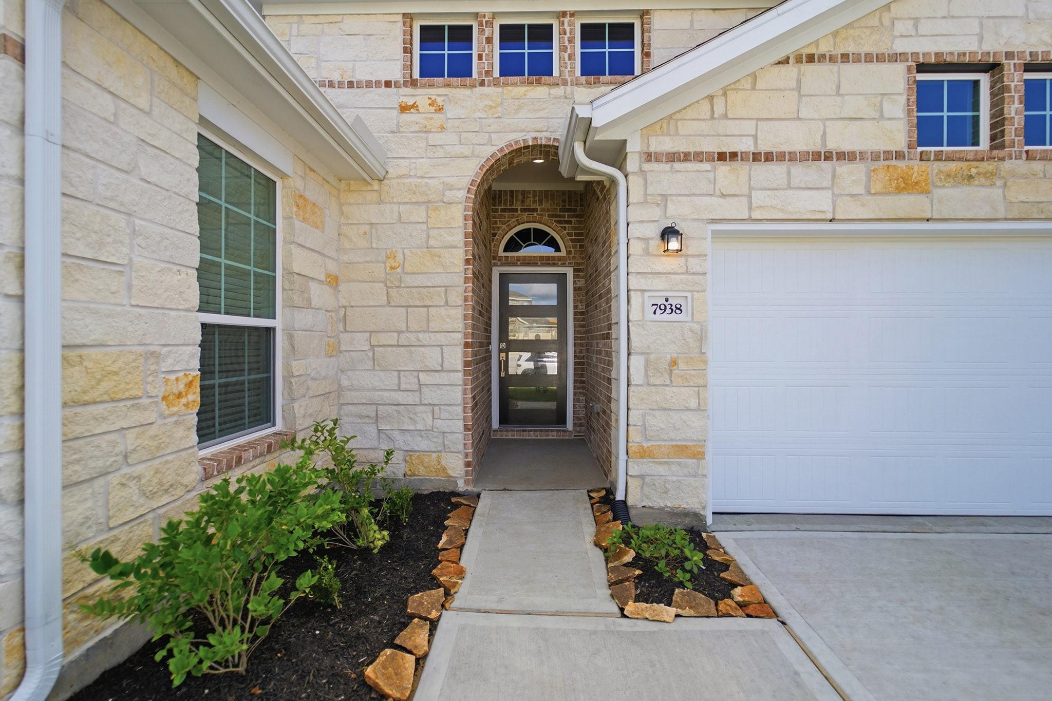 7938 Jade Crest Drive, Angleton Tx 77515 Property Photo 4