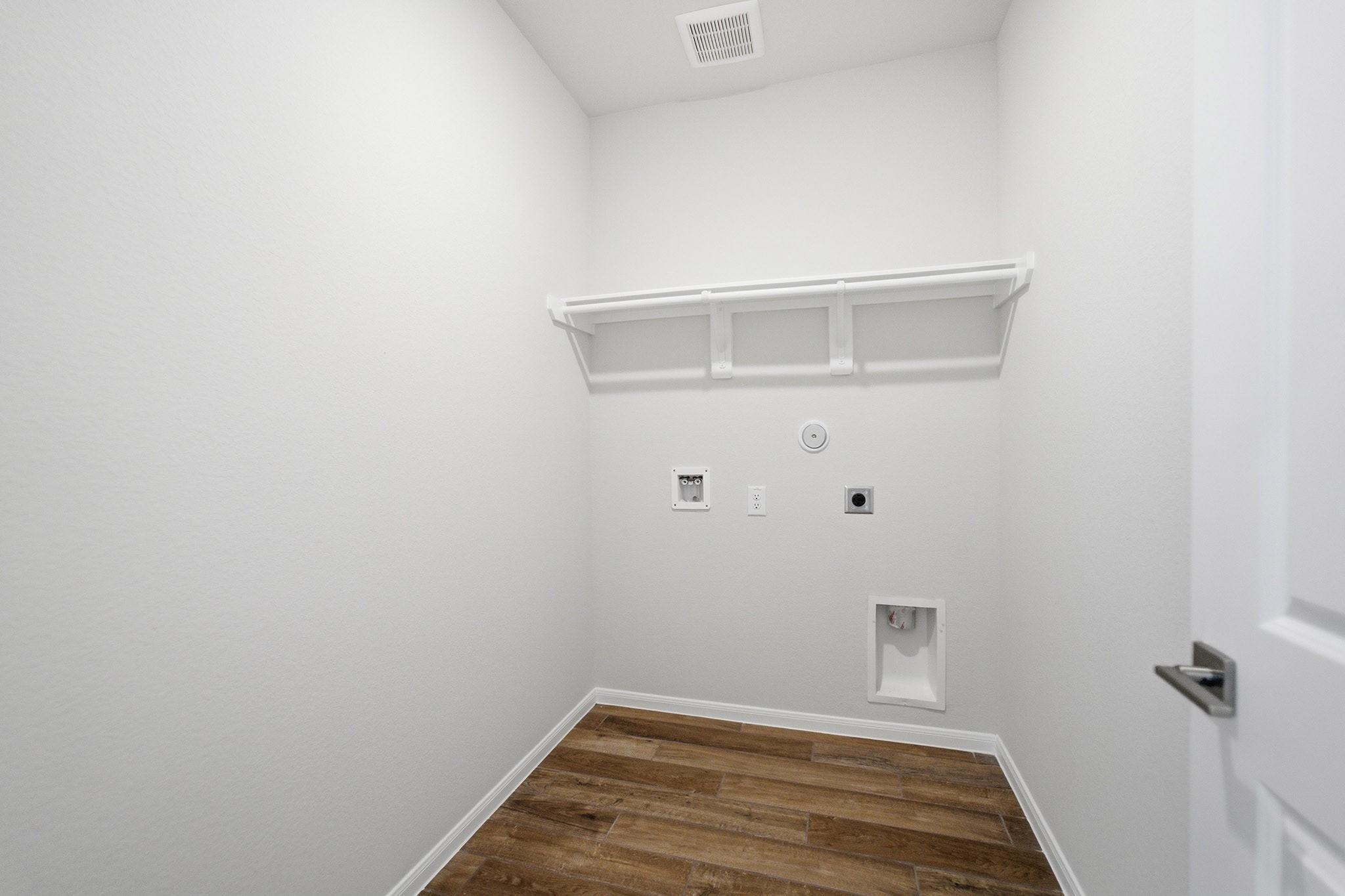 7938 Jade Crest Drive, Angleton Tx 77515 Property Photo 9