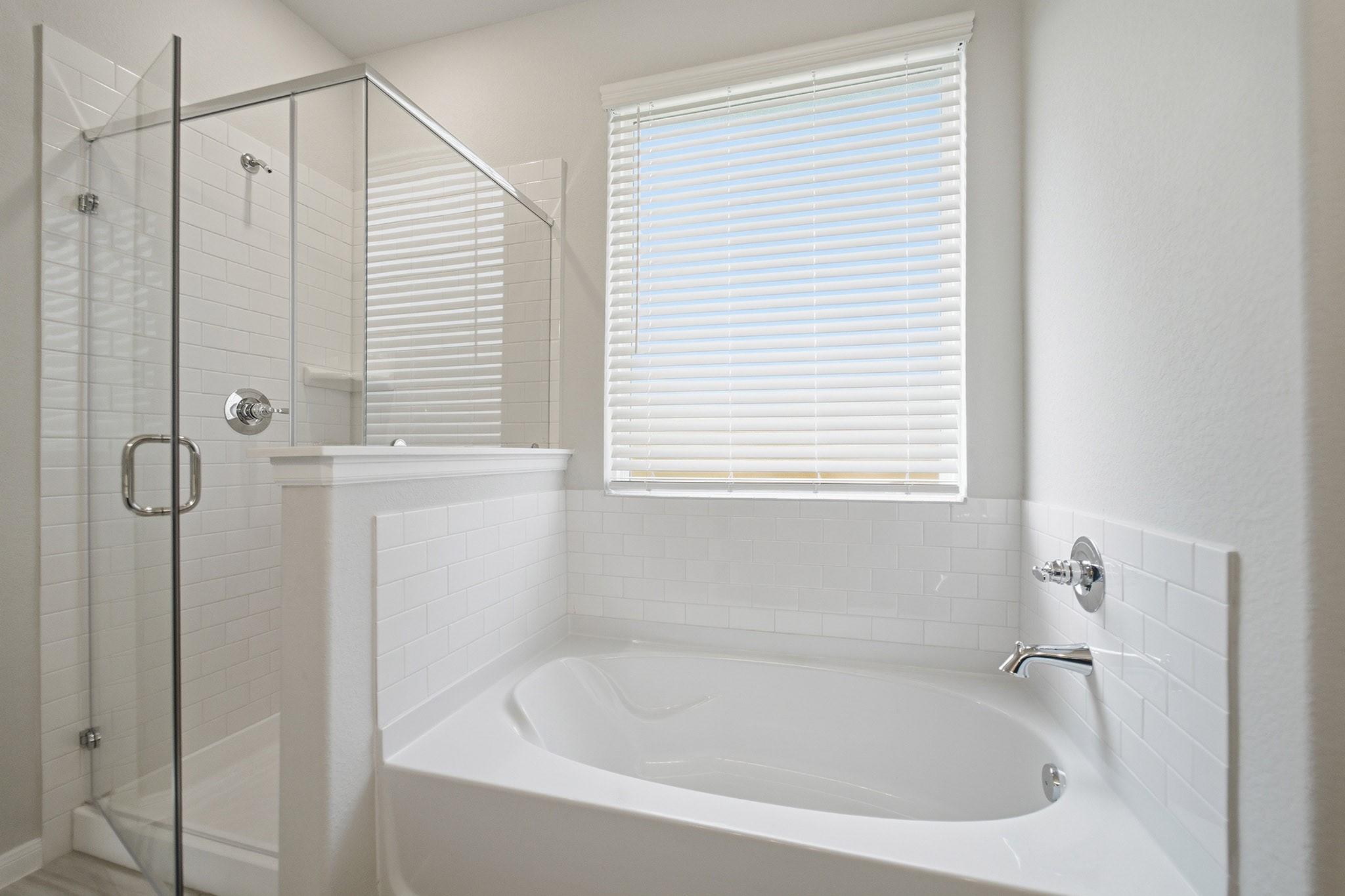 7938 Jade Crest Drive, Angleton Tx 77515 Property Photo 23