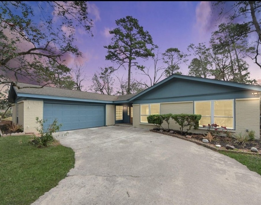 26206 Maplewood Drive Property Photo 1