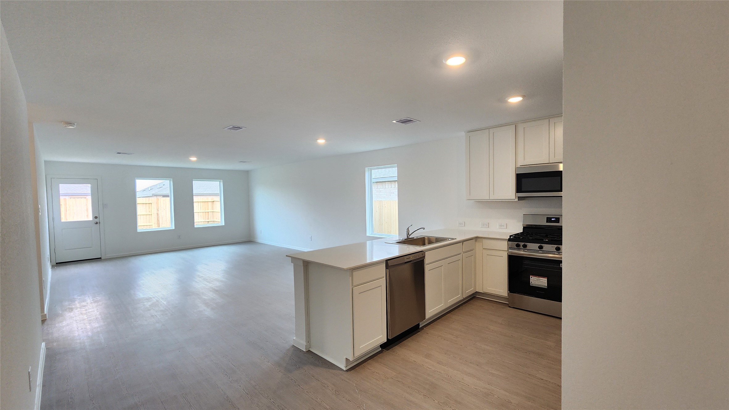 16202 Rustic Prairie Drive Property Photo 6