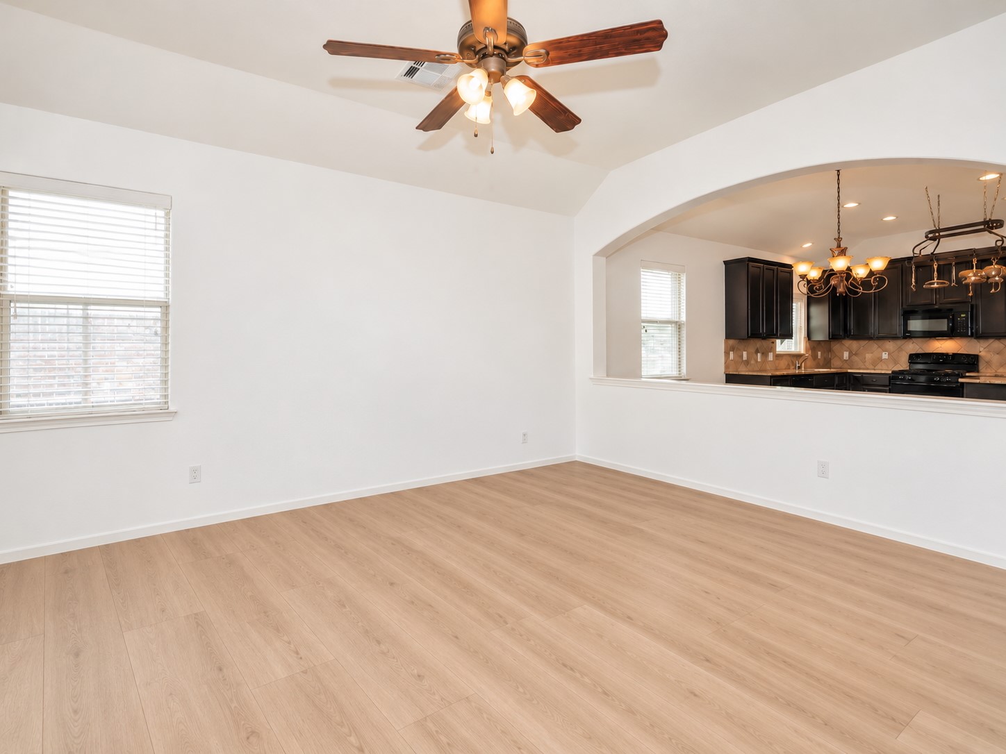 6103 Grassy Haven Lane Property Photo 6