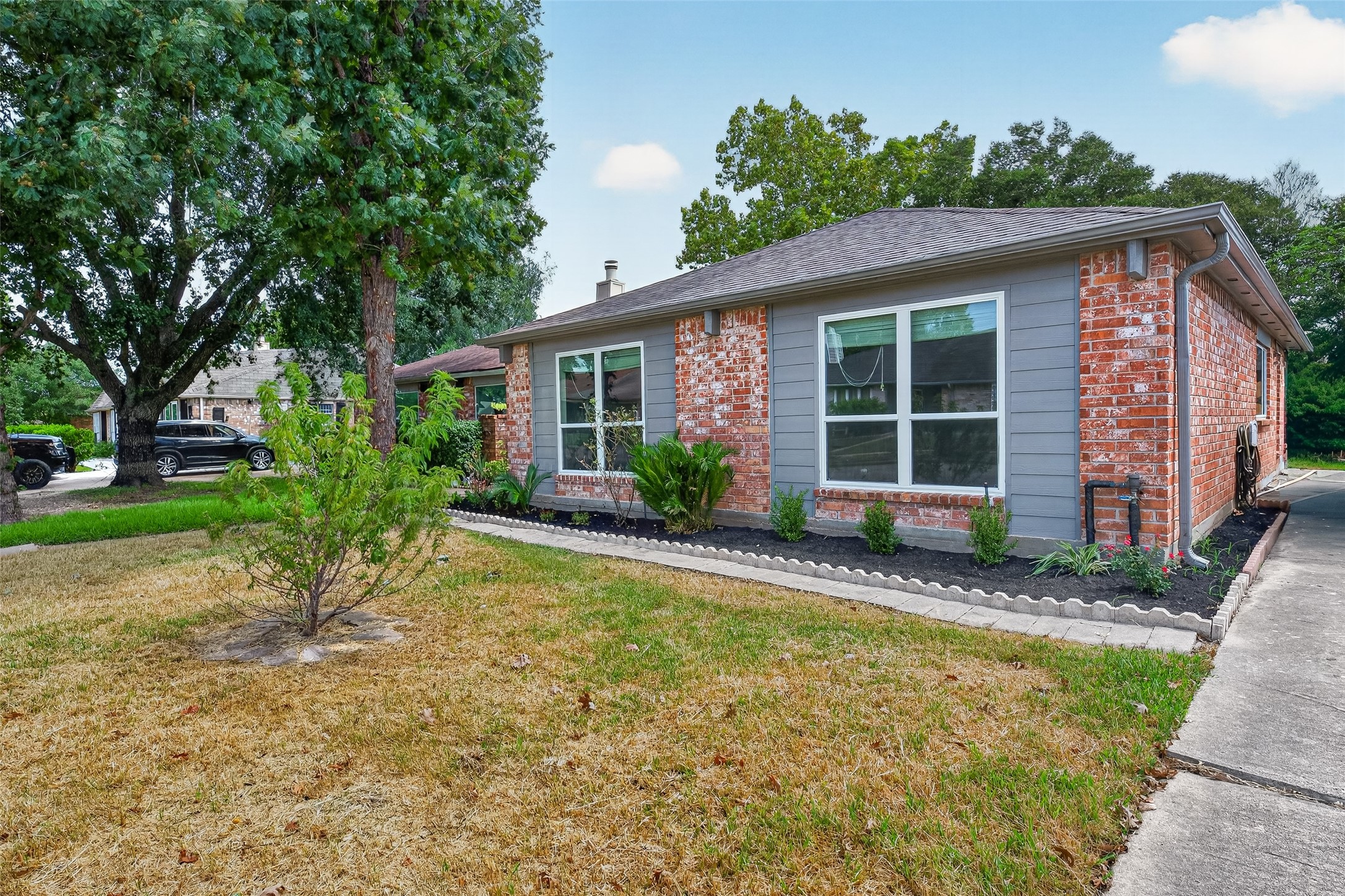 9523 Riverside Lodge Drive Property Photo 5