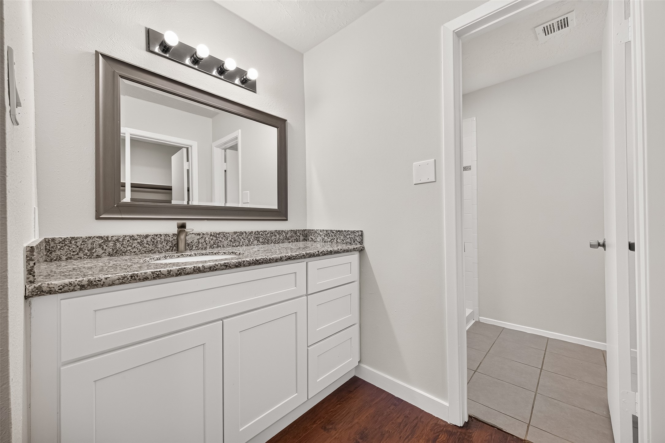 9523 Riverside Lodge Drive Property Photo 30
