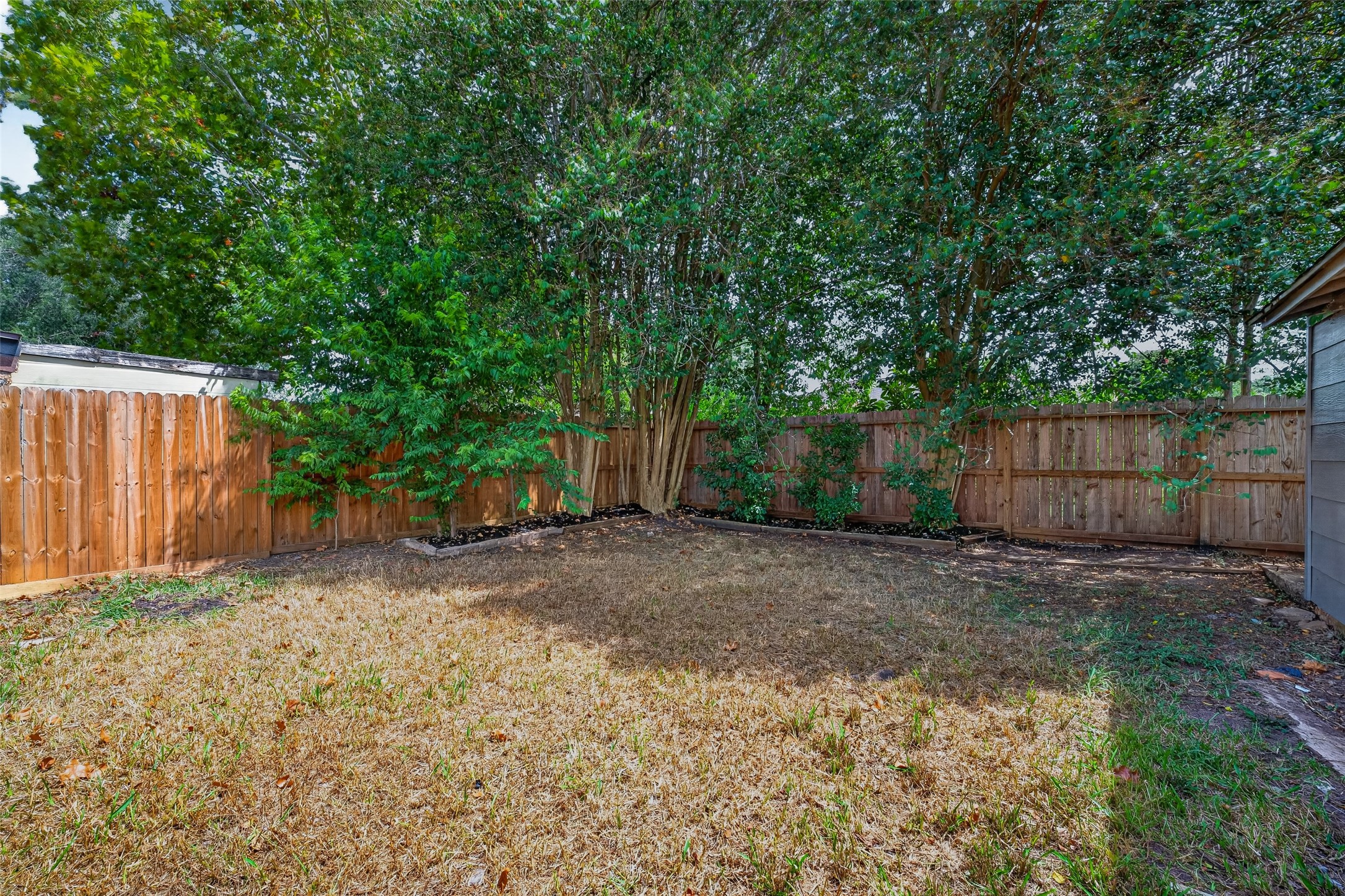 9523 Riverside Lodge Drive Property Photo 40