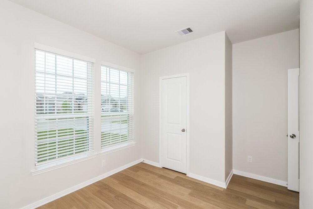 416 Mustang Trot Drive Property Photo 12