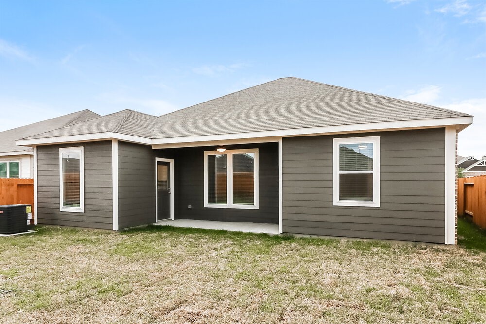 416 Mustang Trot Drive Property Photo 16