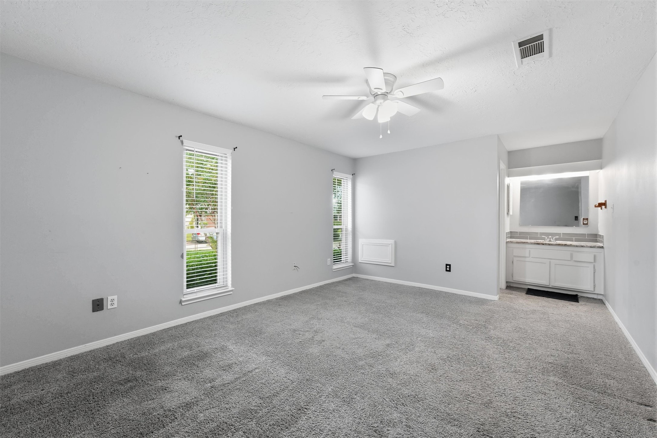 8614 Sherrywood Drive Property Photo 5