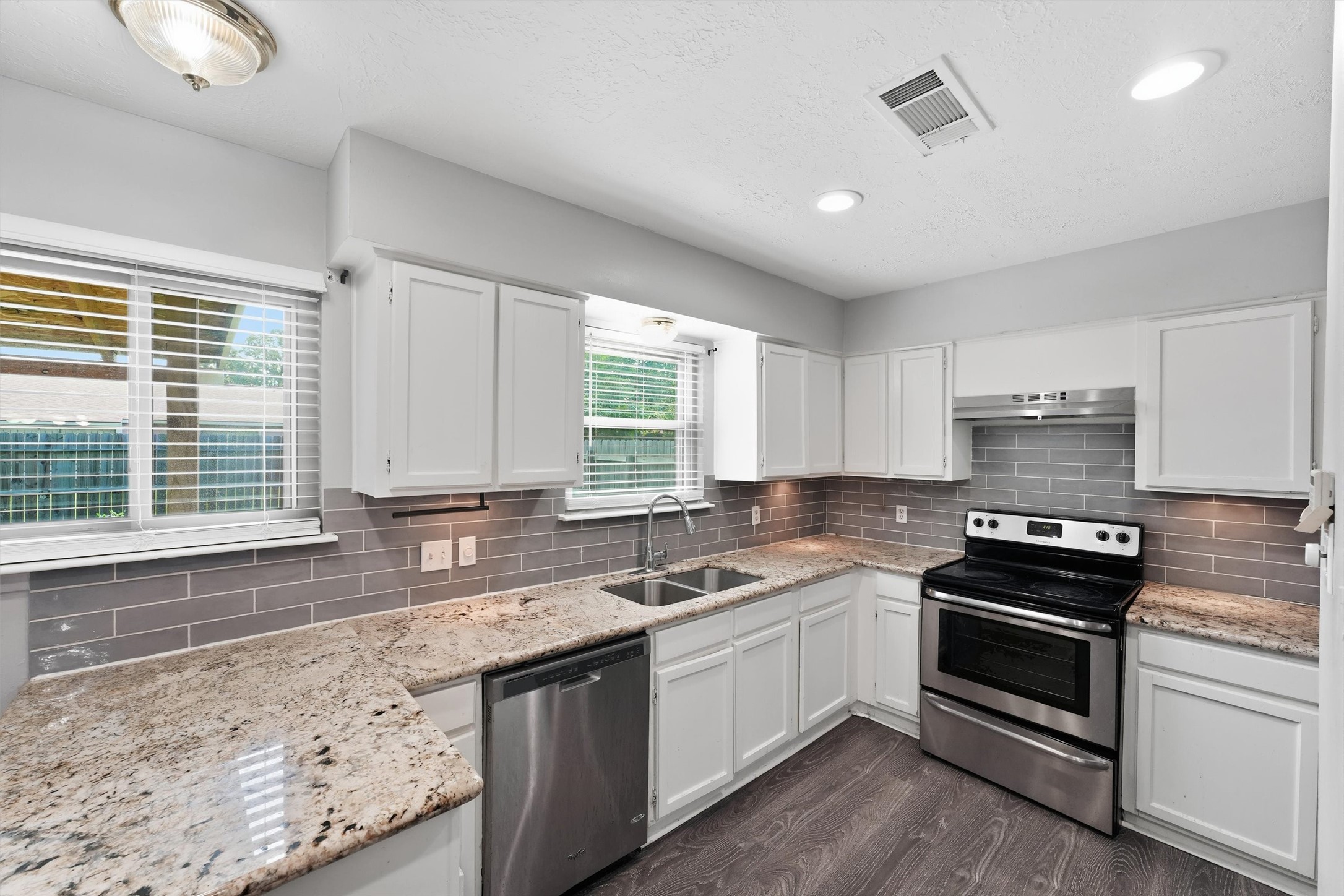8614 Sherrywood Drive Property Photo 16