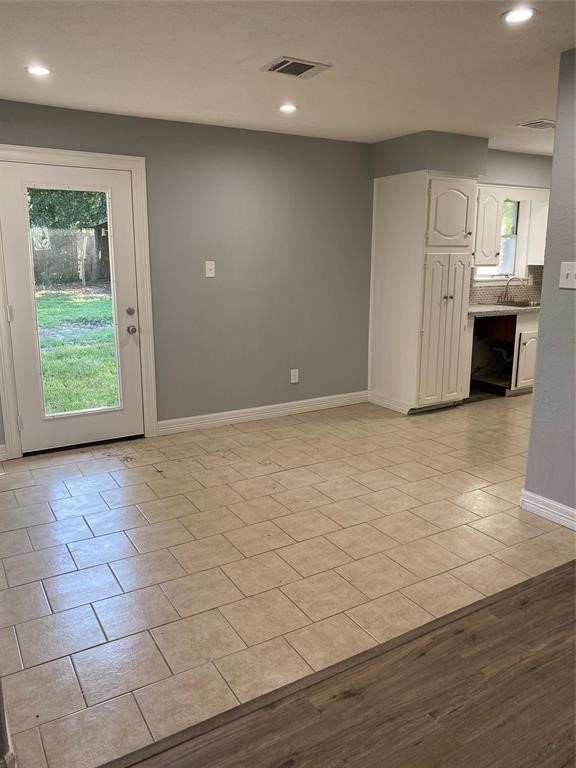 6109 Arthington Street Property Photo 5