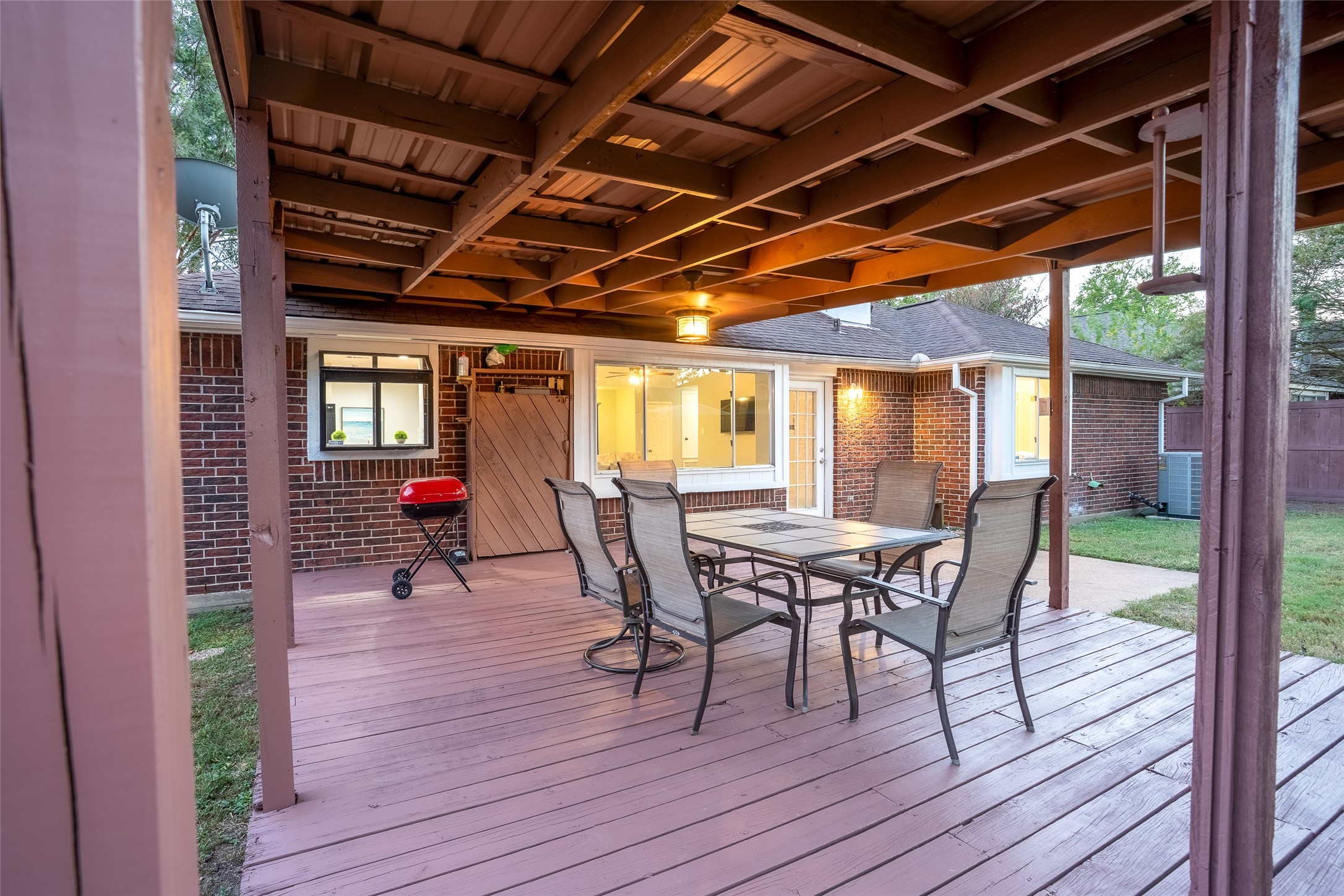 13414 Blackbird Drive Property Photo 5