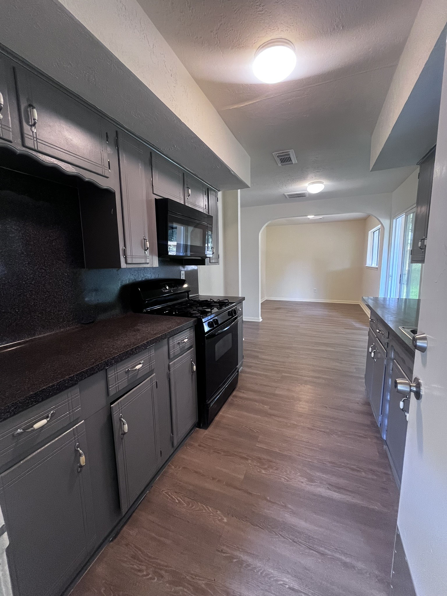 414 Branding Iron Lane Property Photo 3